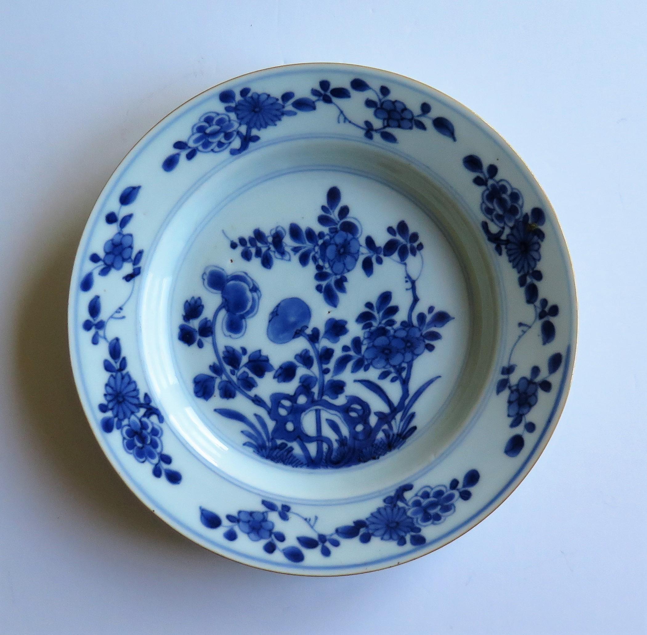 Hand-Painted Early 18th Century Chinese Porcelain Blue and White Plate or Dish, Qing Ca 1730