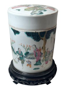 Early 18th Century Chinese Porcelain Brush Pot with Stand