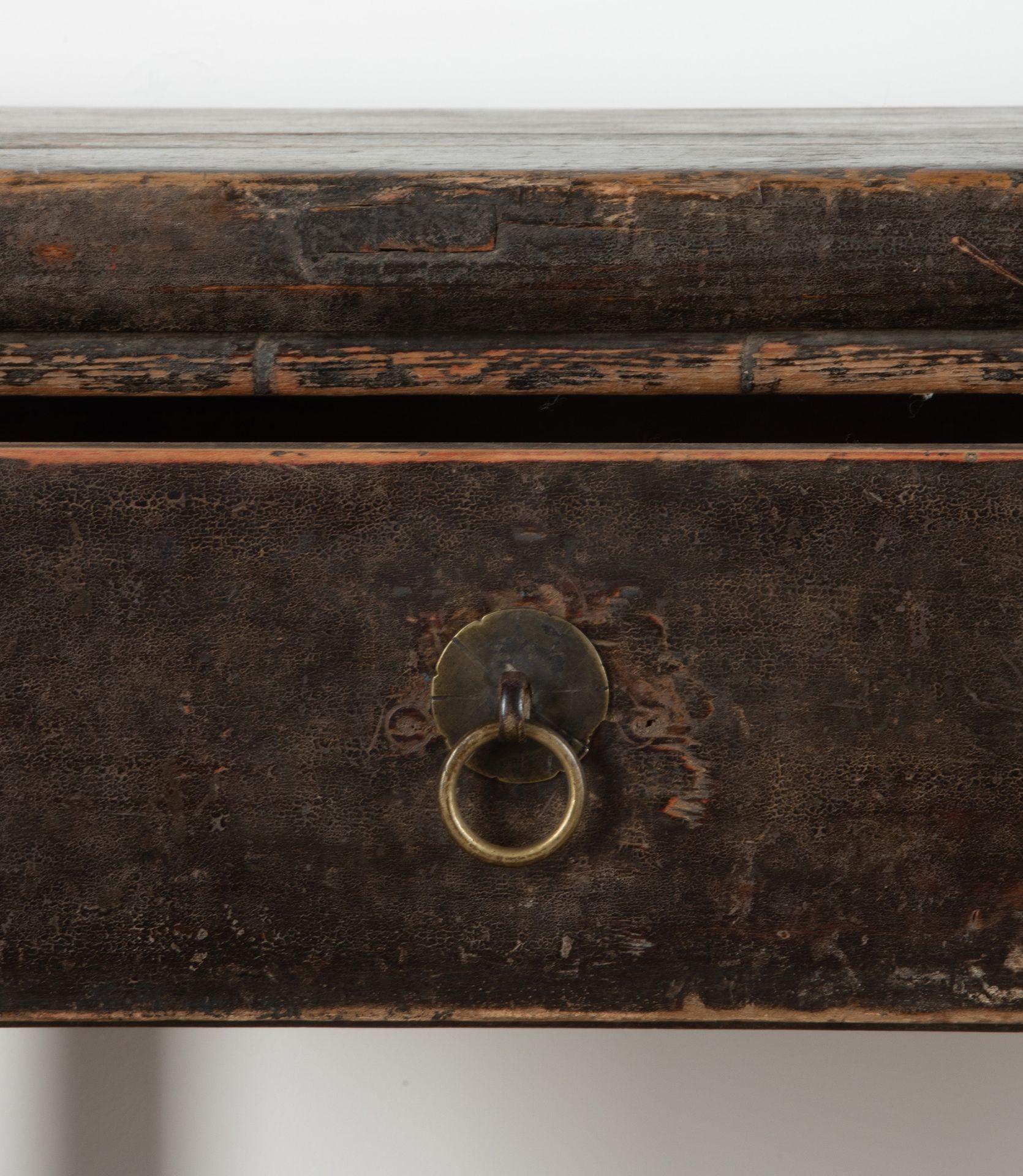 18th Century and Earlier Early 18th Century Chinese Table For Sale