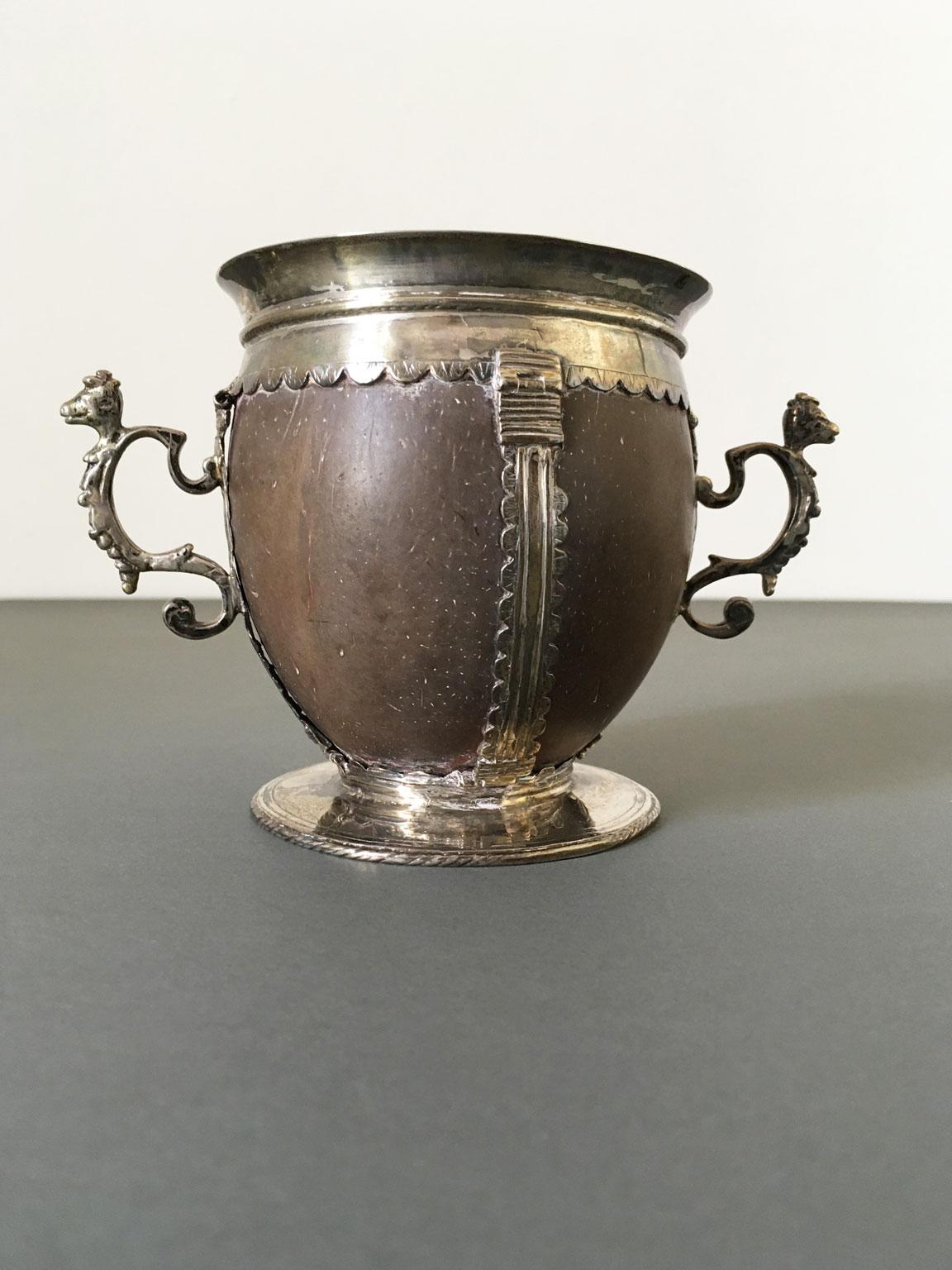 Early 18th Century Coconut and Silver Cup For Sale 12