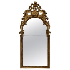 Specchio barocco in legno dorato in stile Luigi XIV dell'inizio del XVIII secolo