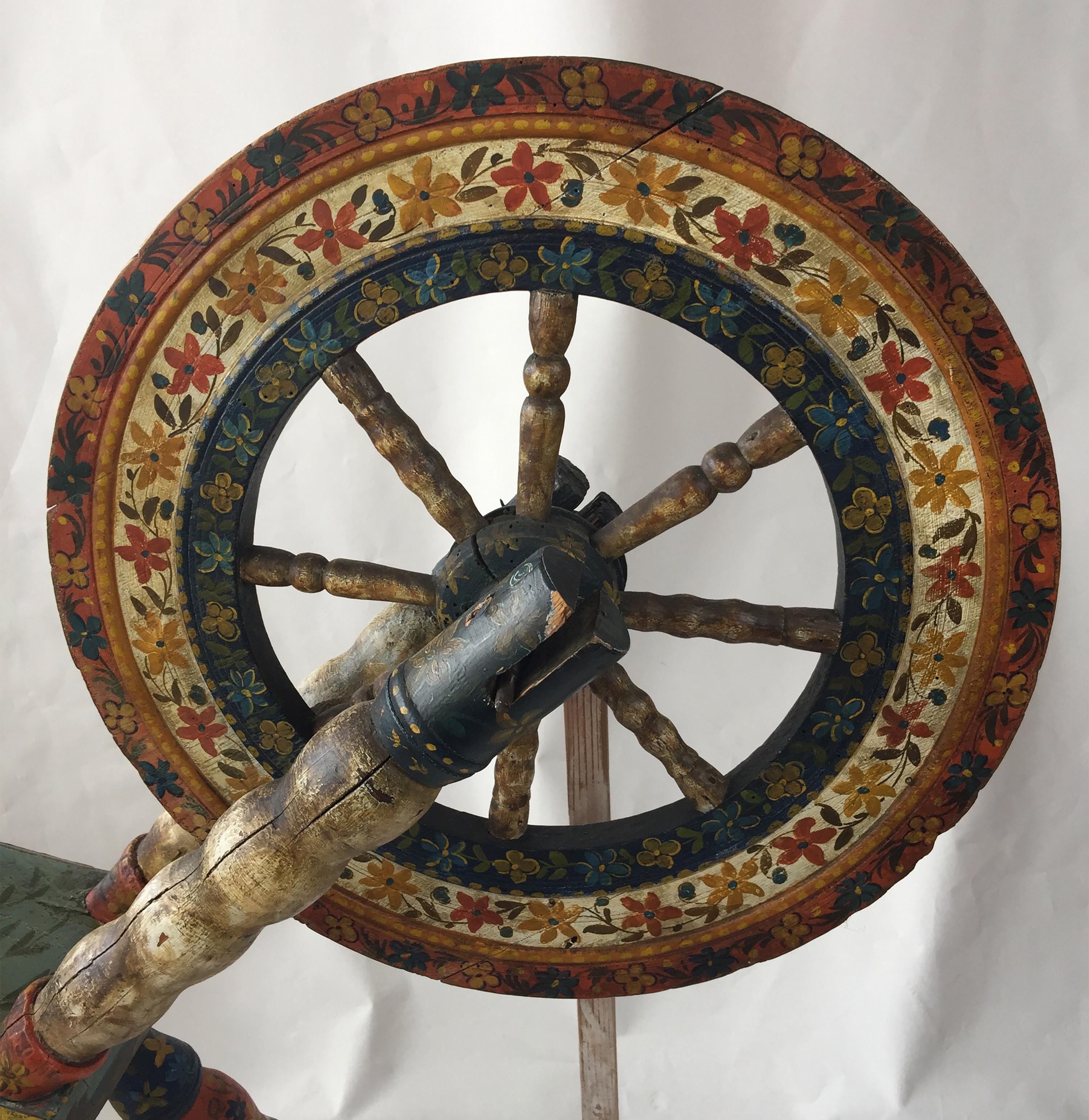 17th Century Early 18th Century Dutch Hand Painted Spinning Wheel For Sale