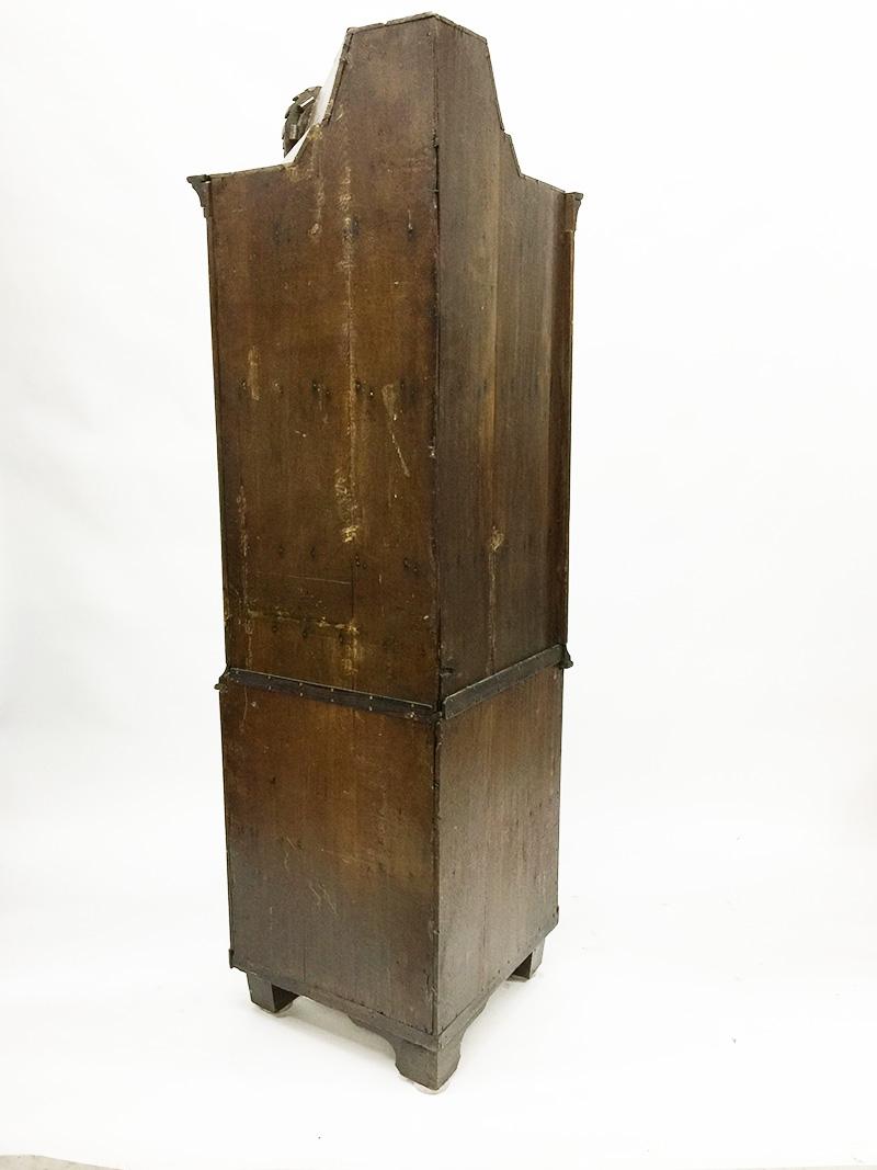 Early 18th Century Dutch Marquetry Large Corner Cupboard For Sale 7