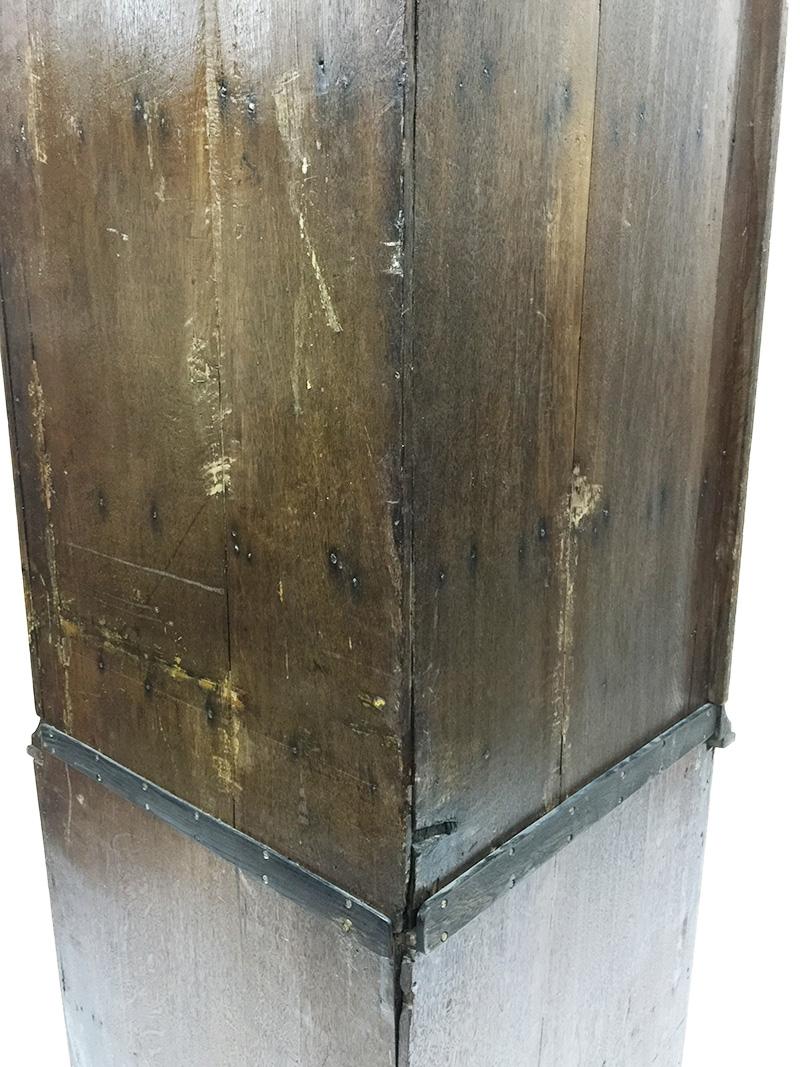 Early 18th Century Dutch Marquetry Large Corner Cupboard For Sale 8