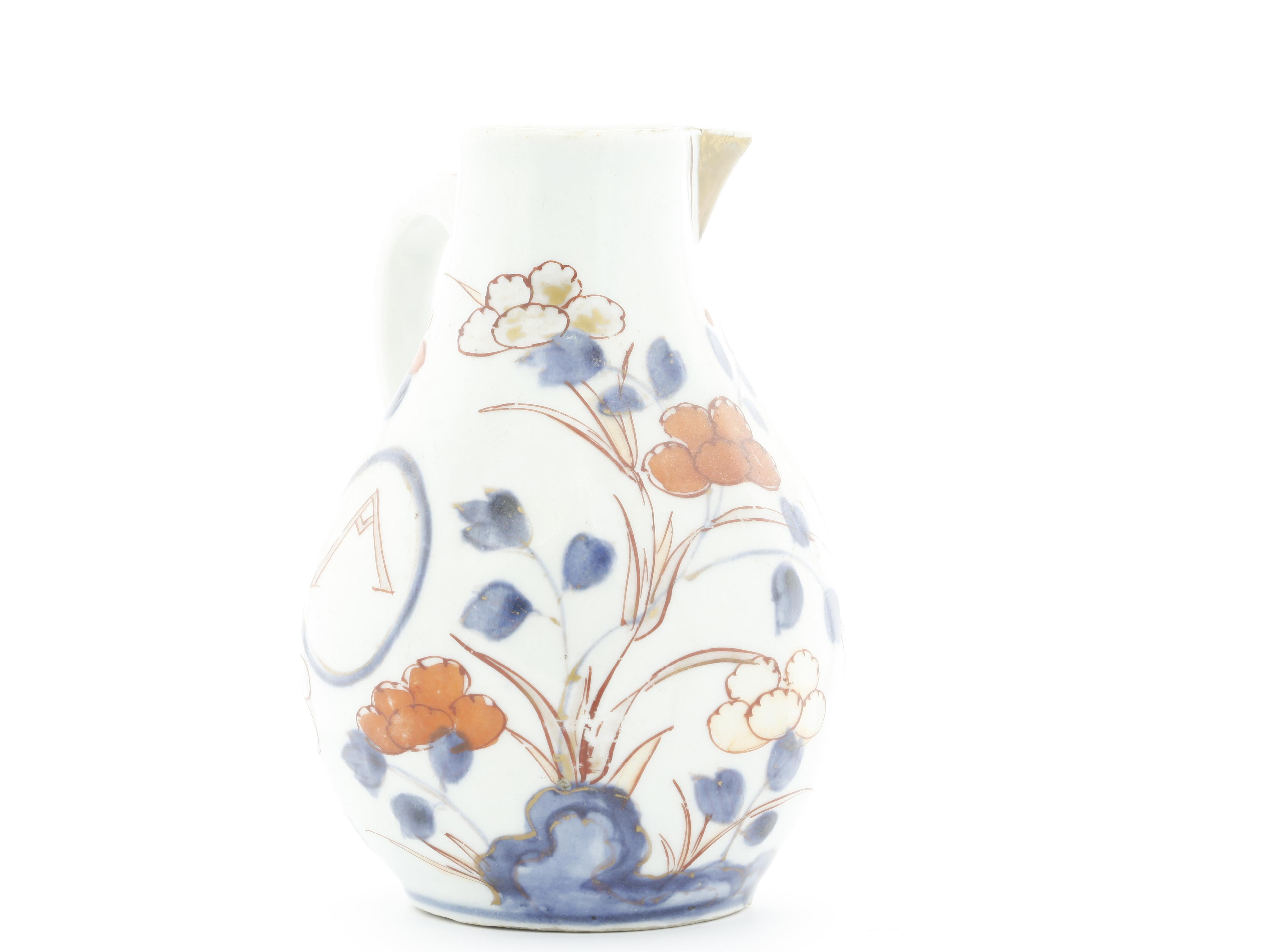 Early 18th Century, Edo Period, Japanese Antique Porcelain, Imari Ware, Ceramics In Good Condition For Sale In London, GB