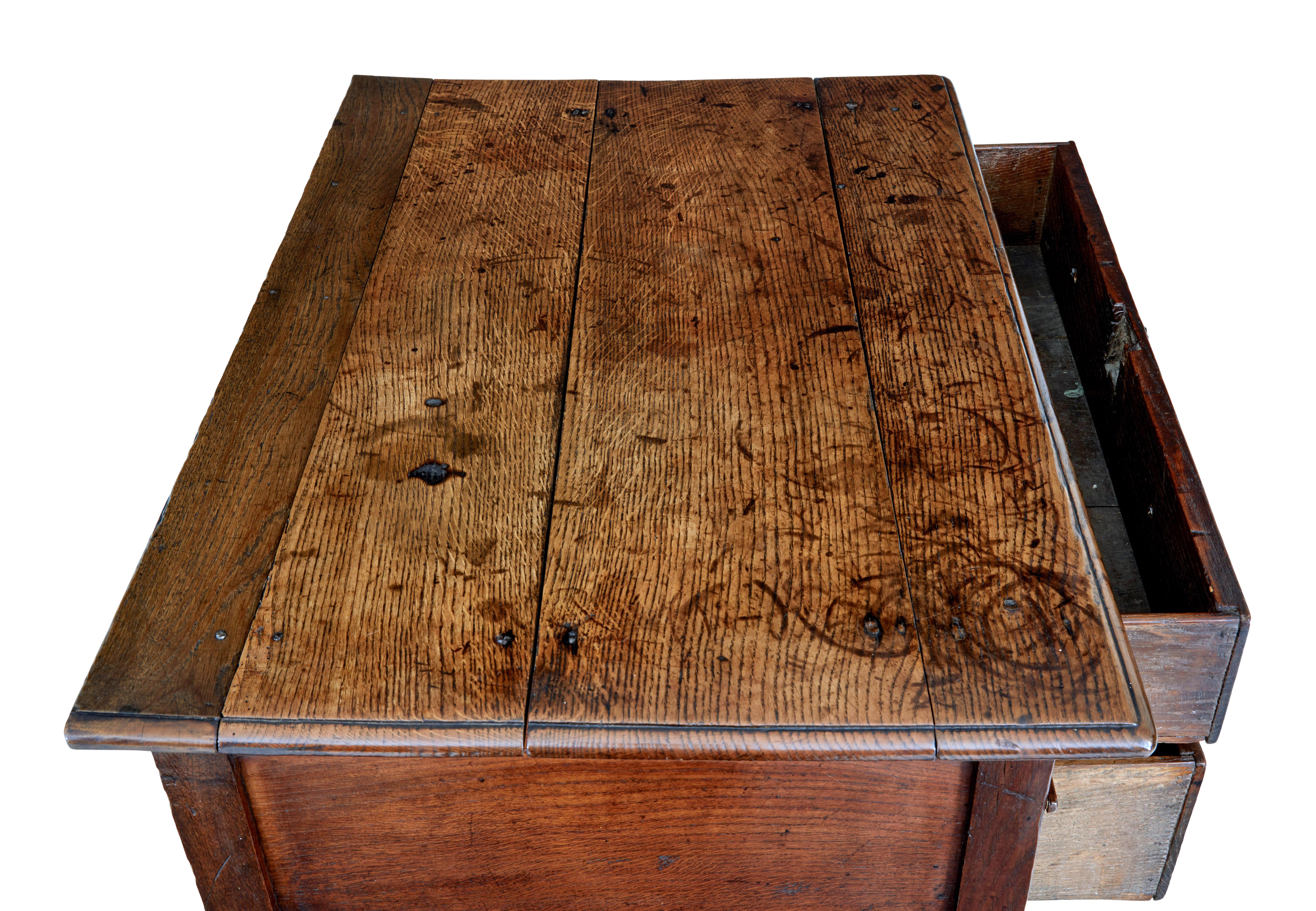 Oak Early 18th century English 2 drawer oak side table