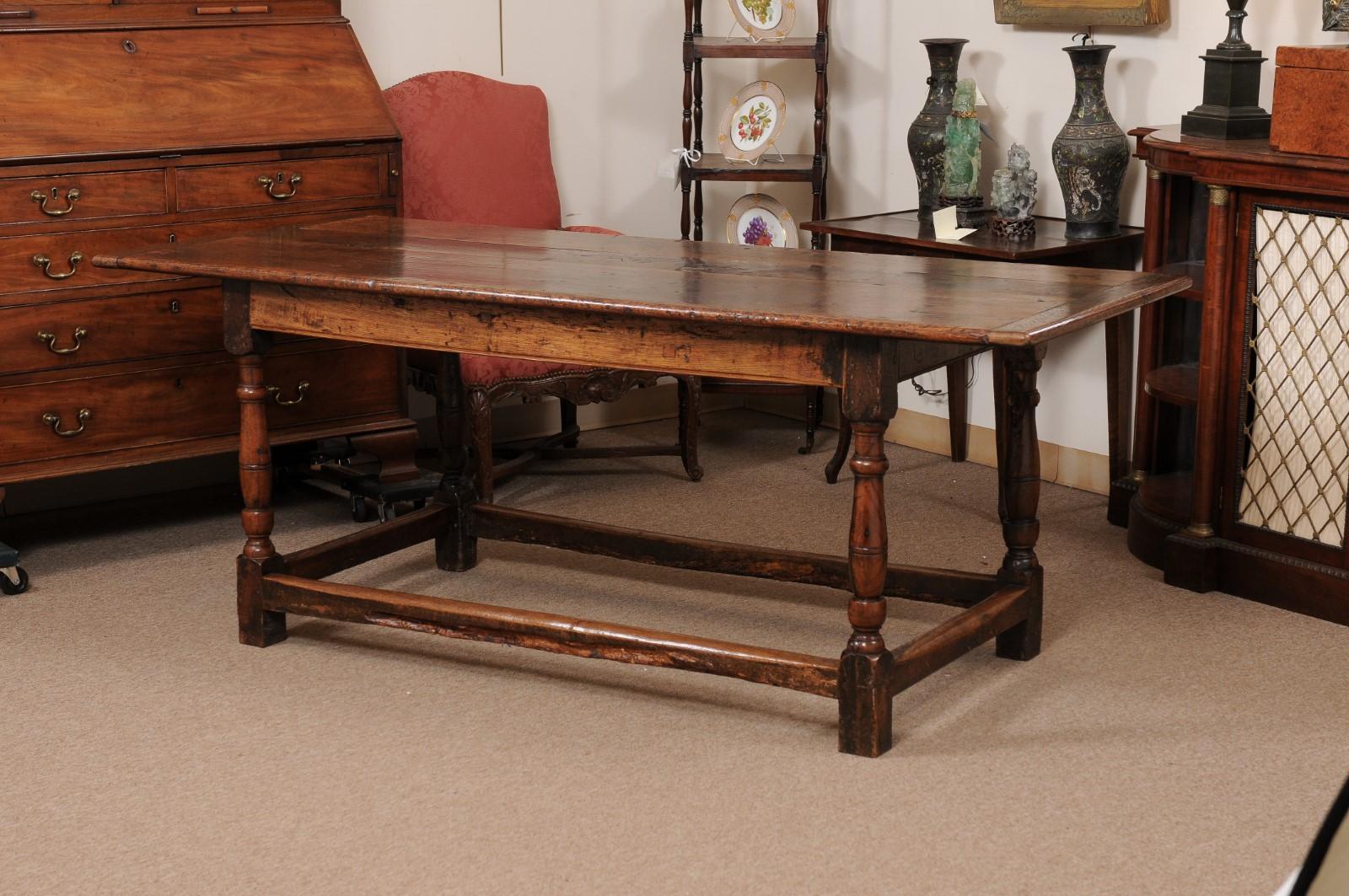  Early 18th Century English Long Oak Hall Table with Carved Frieze, Turned Legs  For Sale 9