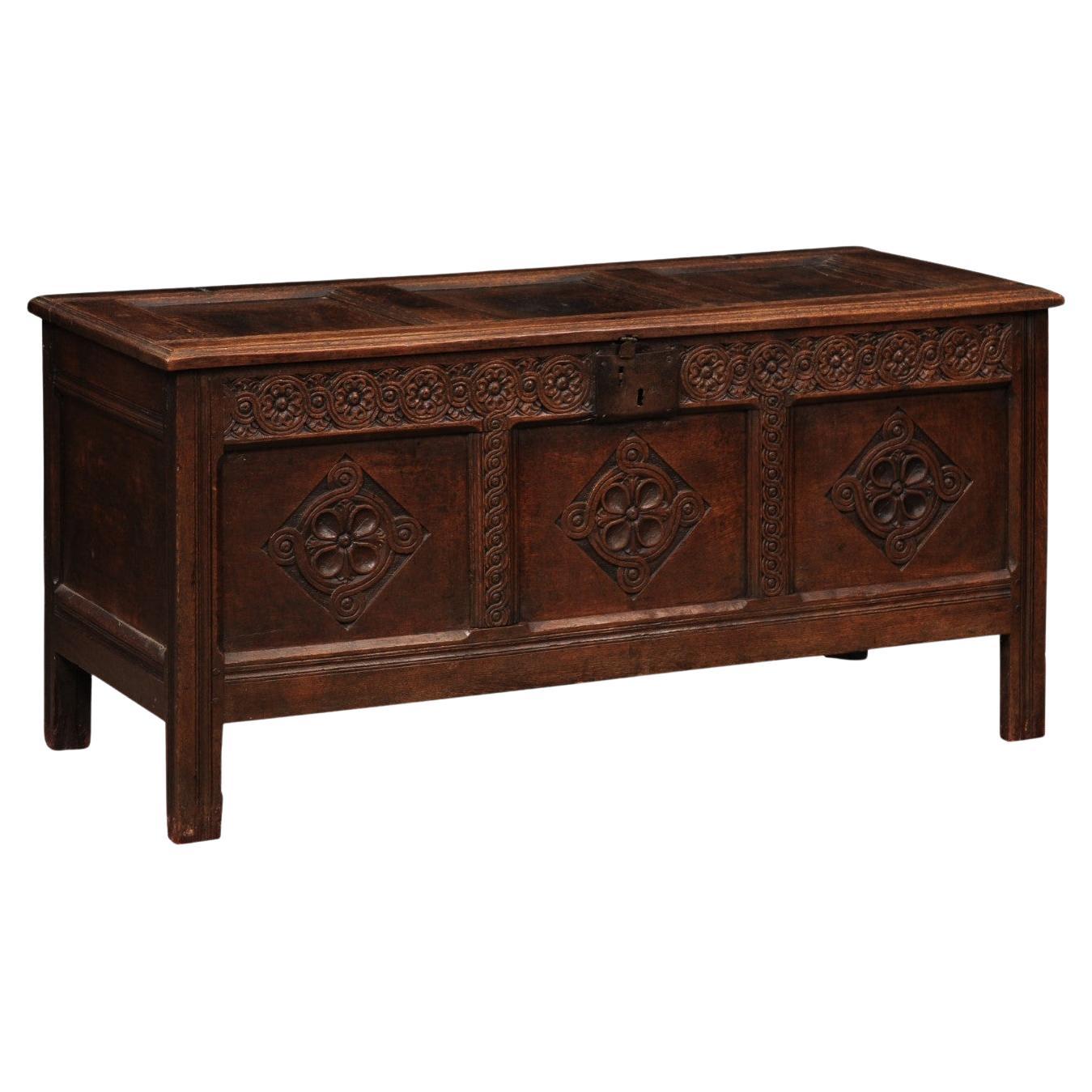 Frühes 18. Jahrhundert Englisch Oak Coffer / Trunk