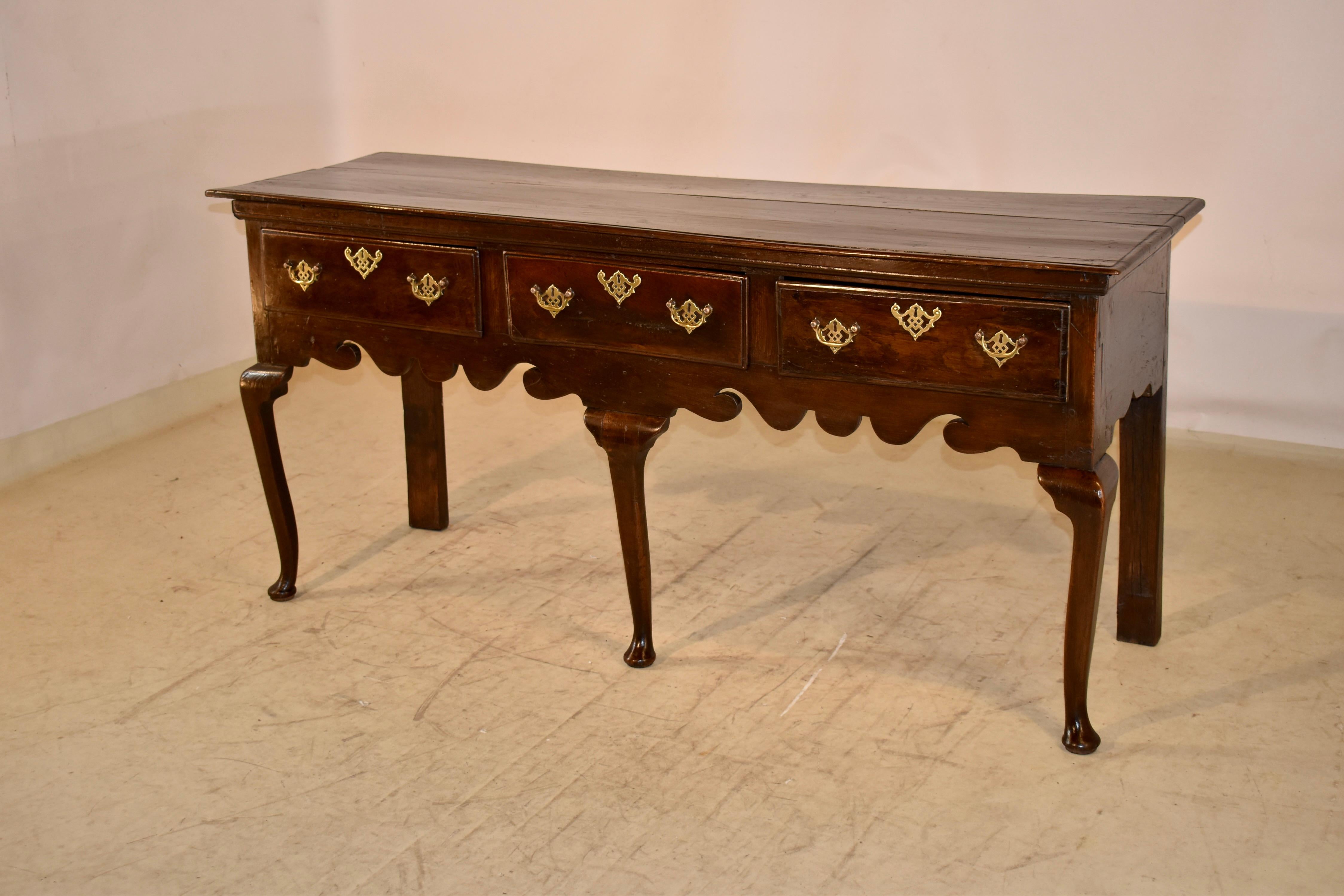 18th Century and Earlier Early 18th Century English Oak Sideboard For Sale