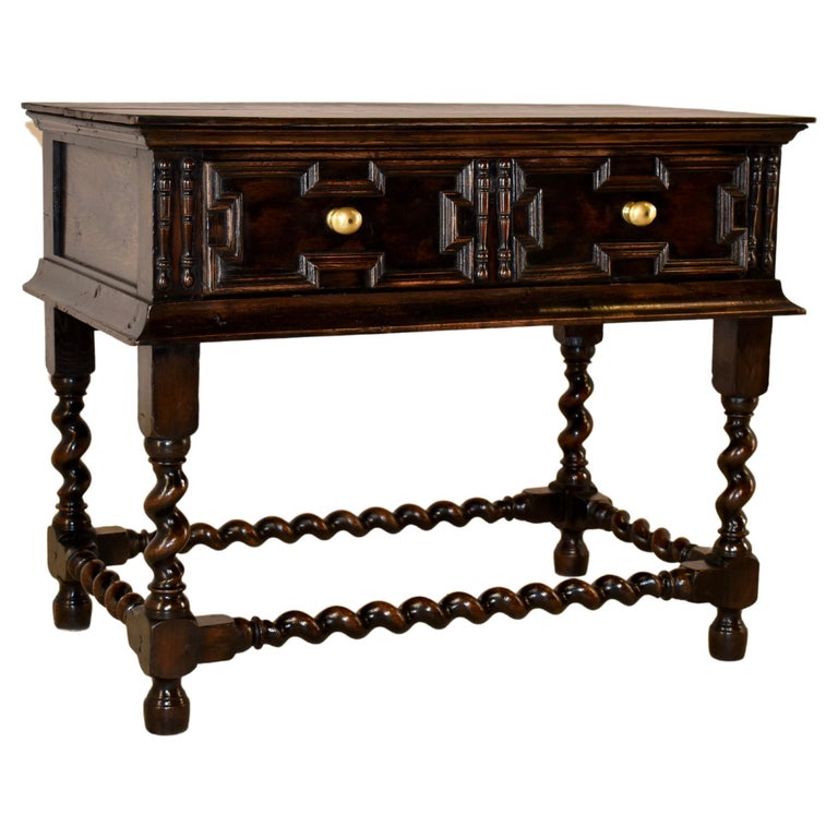 Early 18th Century English Oak Table For Sale at 1stDibs