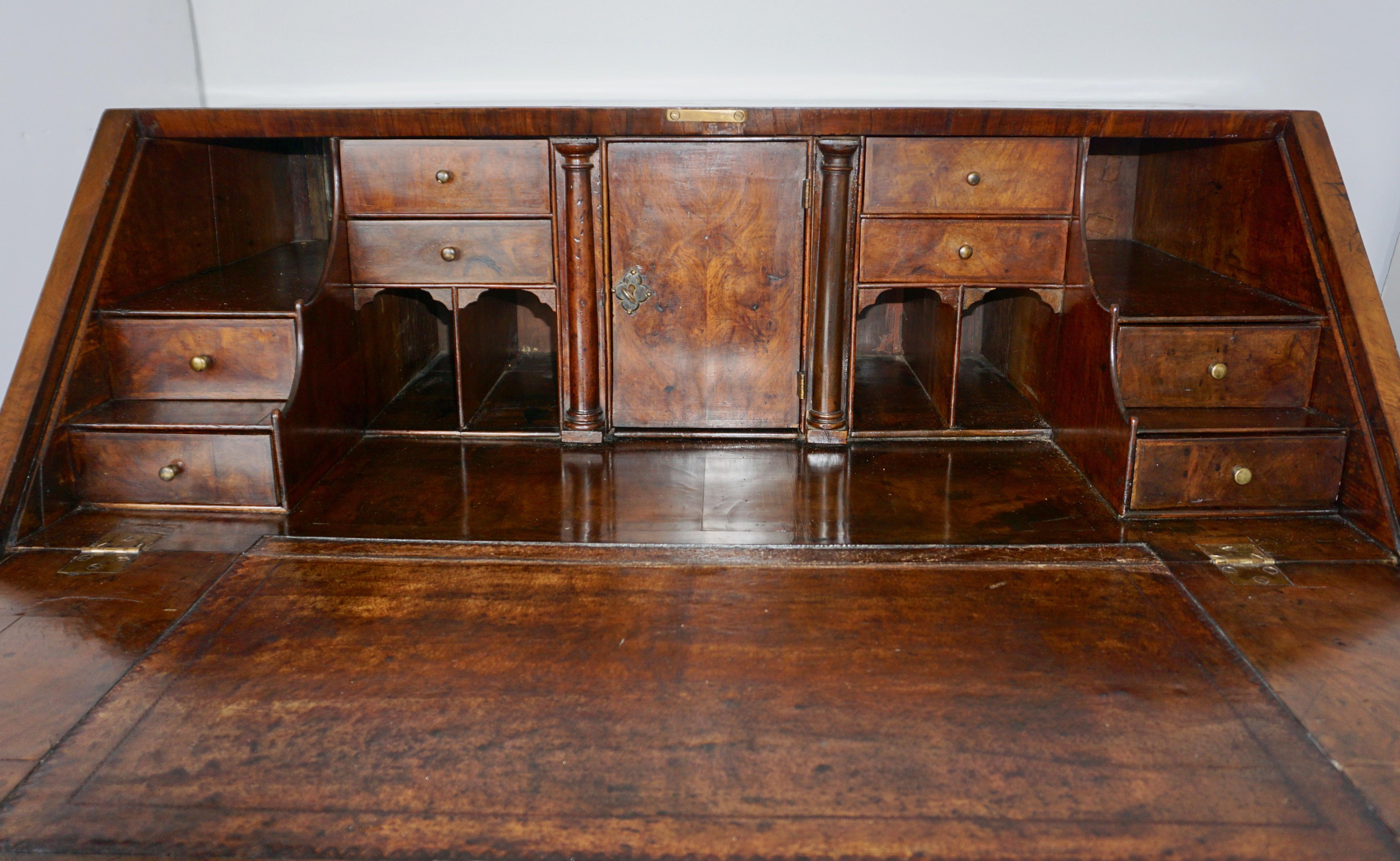 Early 18th Century English Walnut Veneered Stepped Interior Georgian Bureau Desk For Sale 7