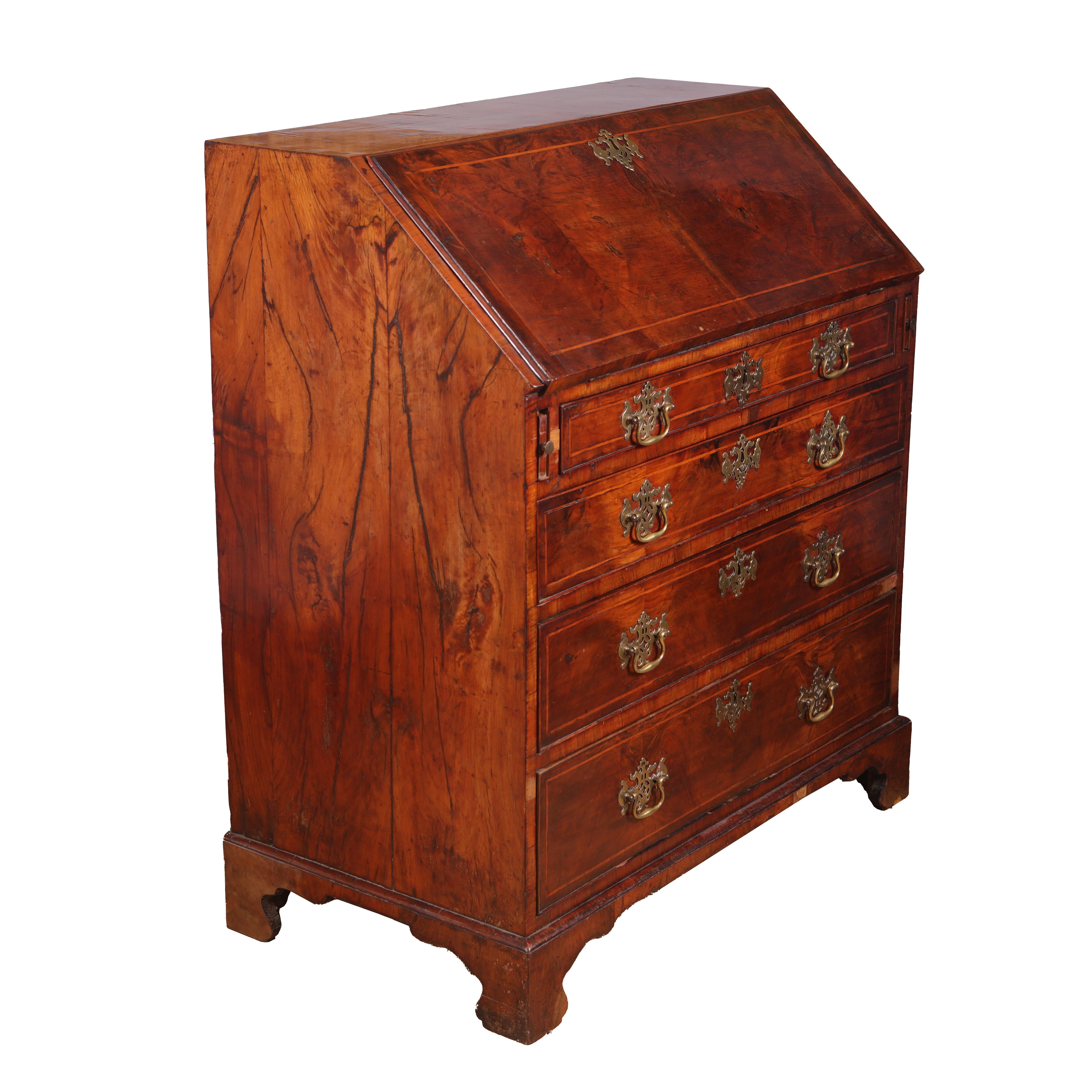 Early 18th Century Figured Walnut Bureau Cabinet For Sale 3