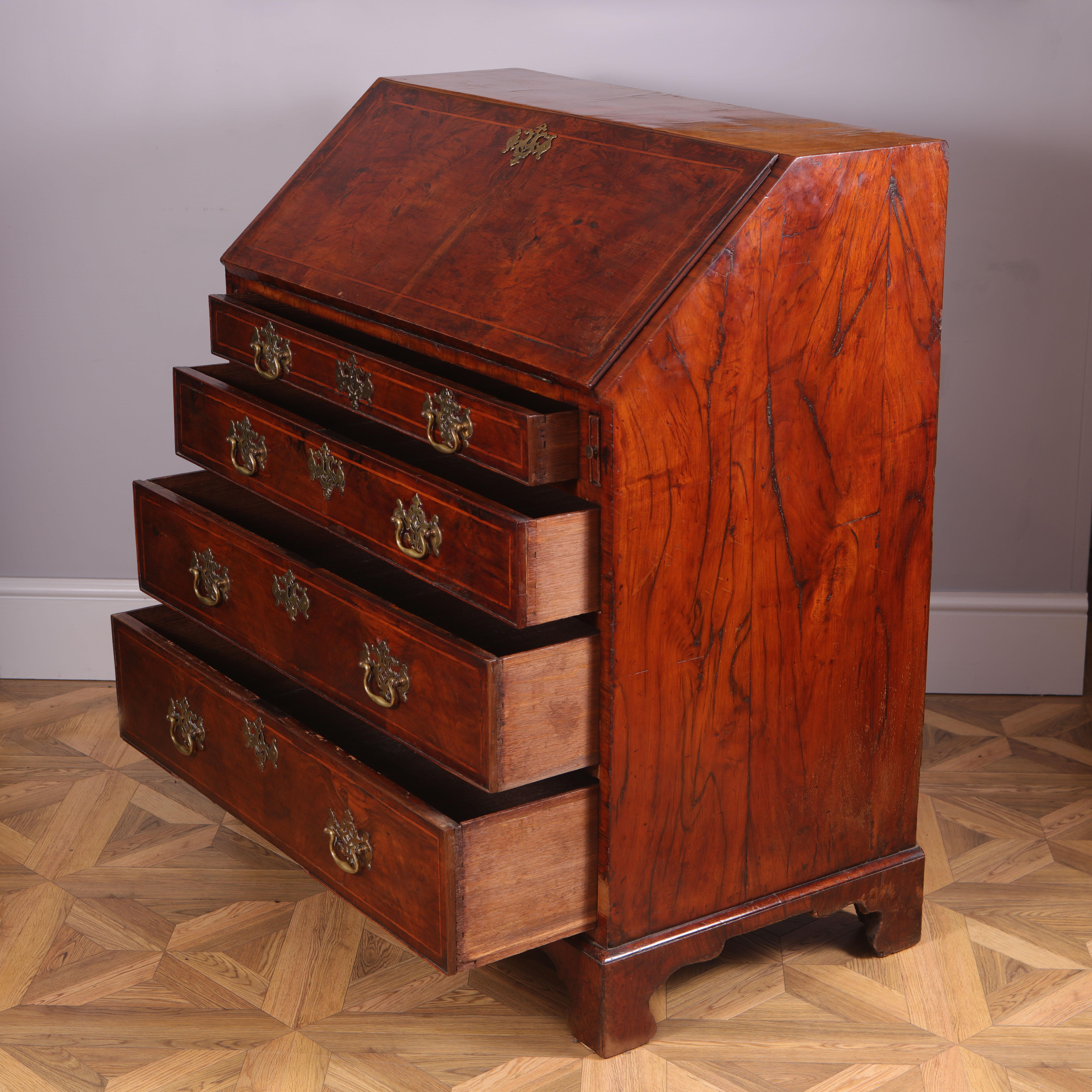 Early 18th Century Figured Walnut Bureau Cabinet For Sale 5