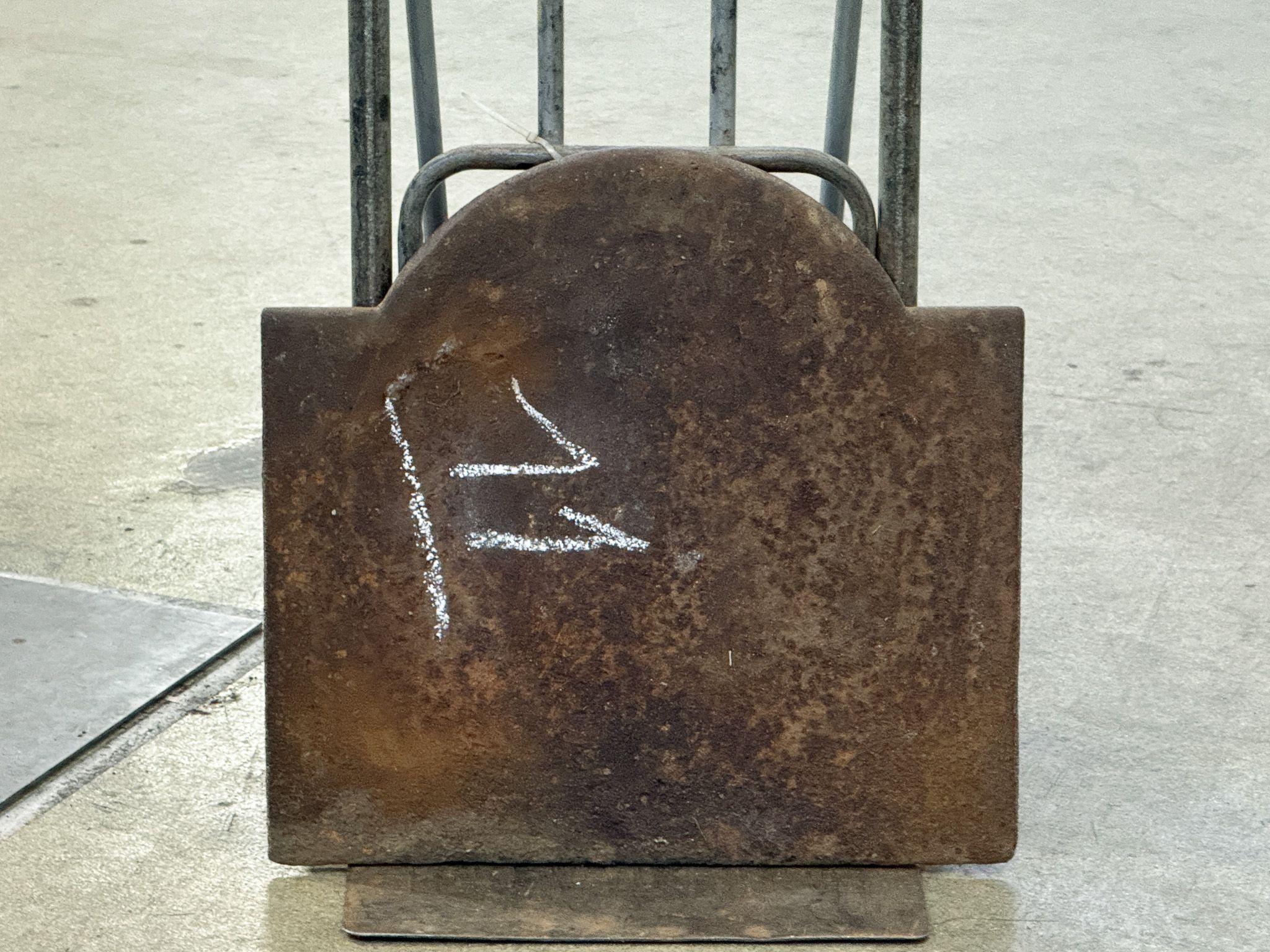 Early 18th Century French 'Arms of Lorraine' Fireback / Backsplash For Sale 4