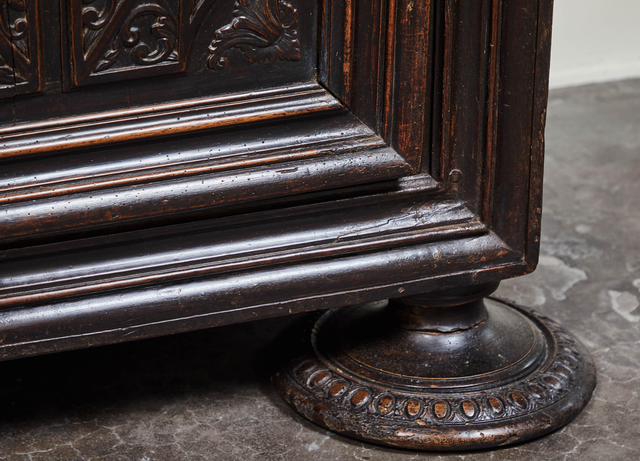 Early 18th Century French Louis XIII Carved 2-Door Cabinet In Good Condition In Pasadena, CA