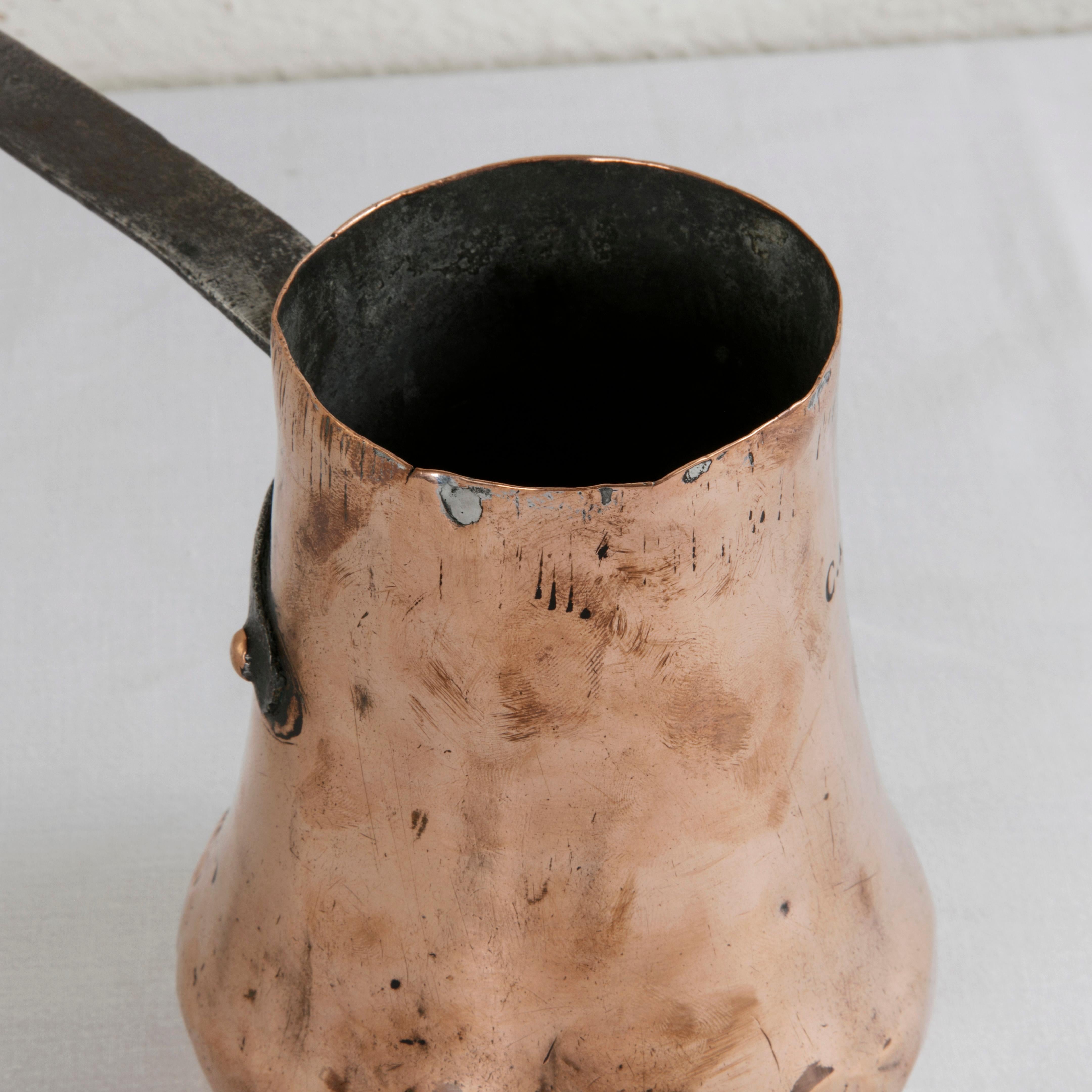 Early 18th Century French Louis XIV Period Copper Chocolate Pot with Iron Handle 3