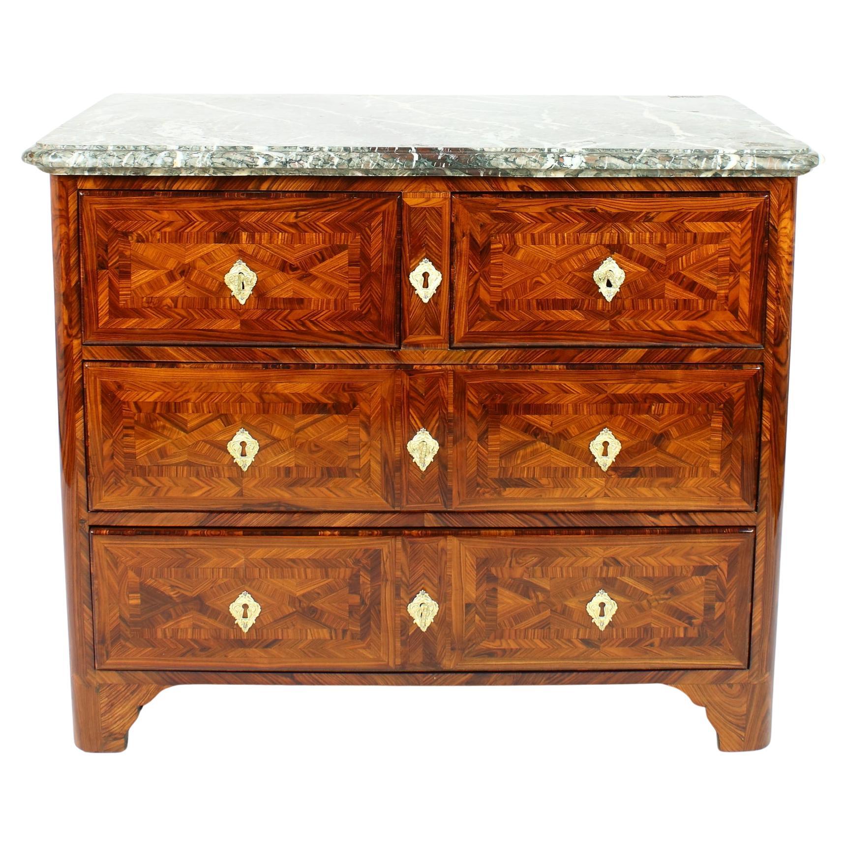 Early 18th Century French Louis XIV/Régence Period Trellis Marquetry Commode For Sale
