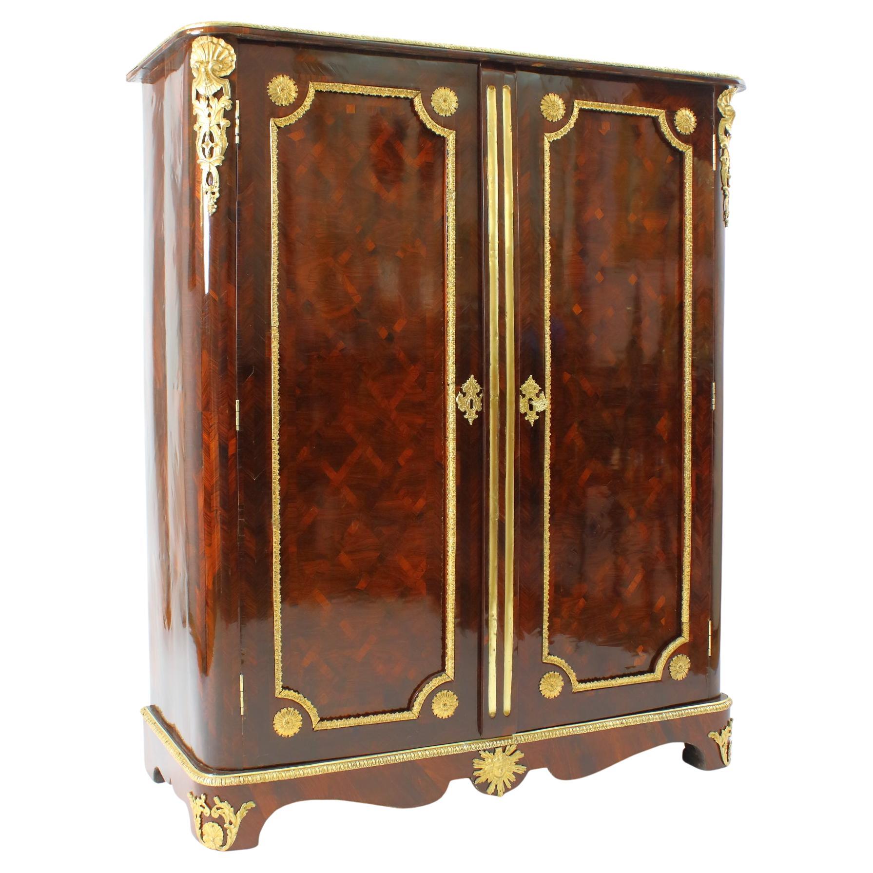 Early 18th Century French Louis XIV Régence Trellis Marquetry Armoire Wardrobe For Sale