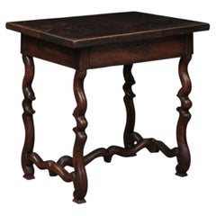 Table française de style Louis XIV en noyer, datant du début du XVIIIe siècle, avec un tiroir