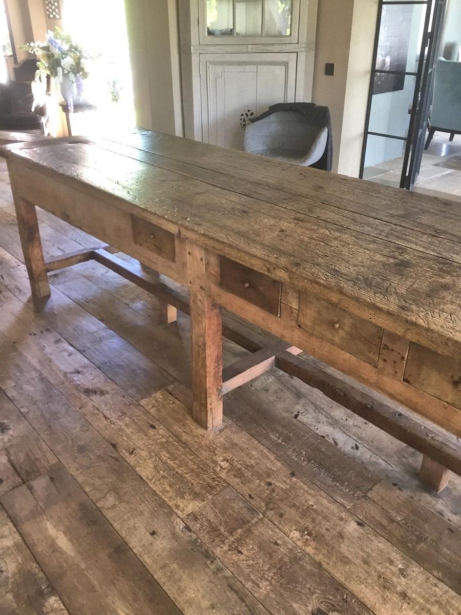 Early 18th century French Refectory Table In Good Condition In Vosselaar, BE