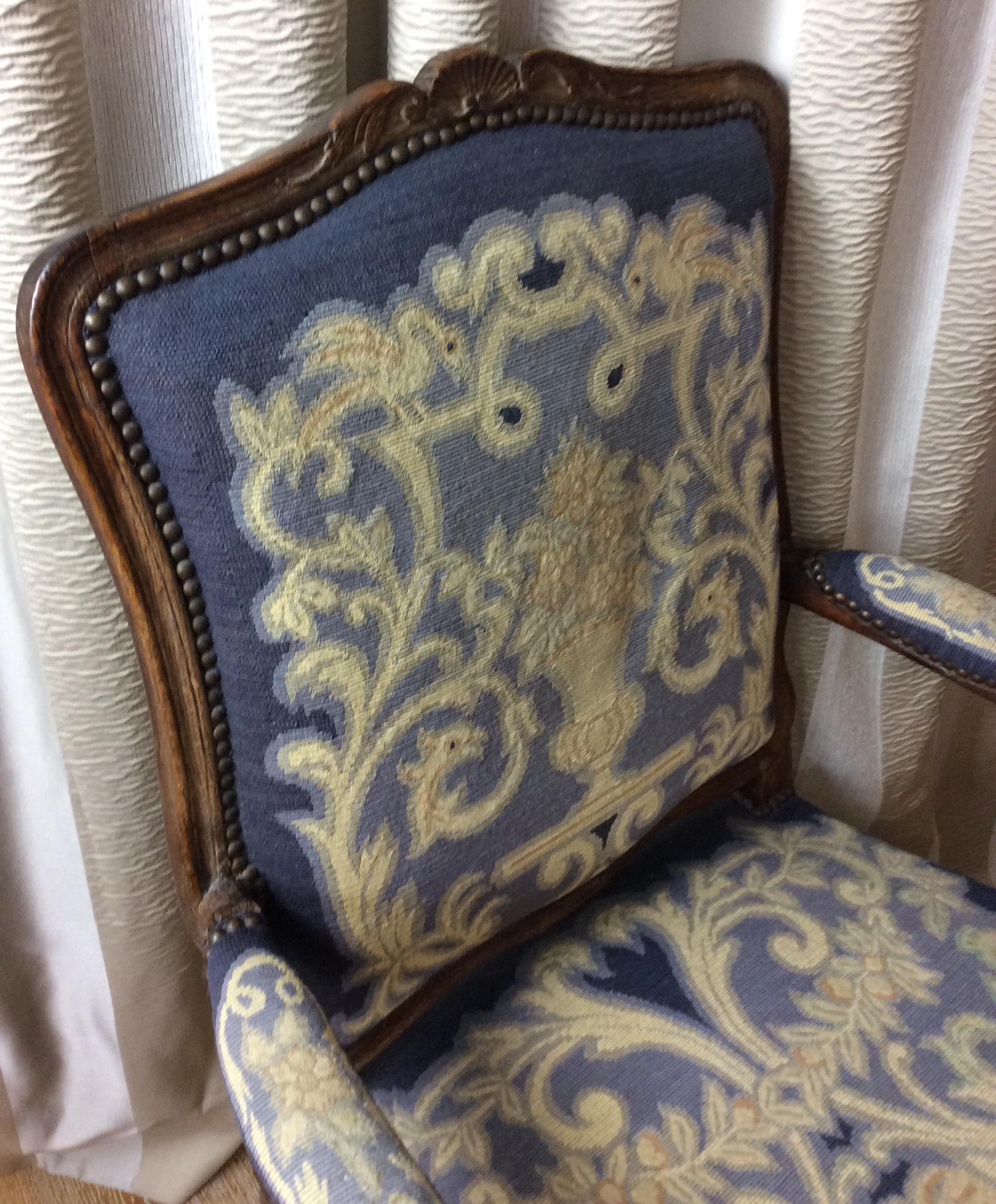 Louis XV Early 18th Century French Régence Carved Armchair For Sale