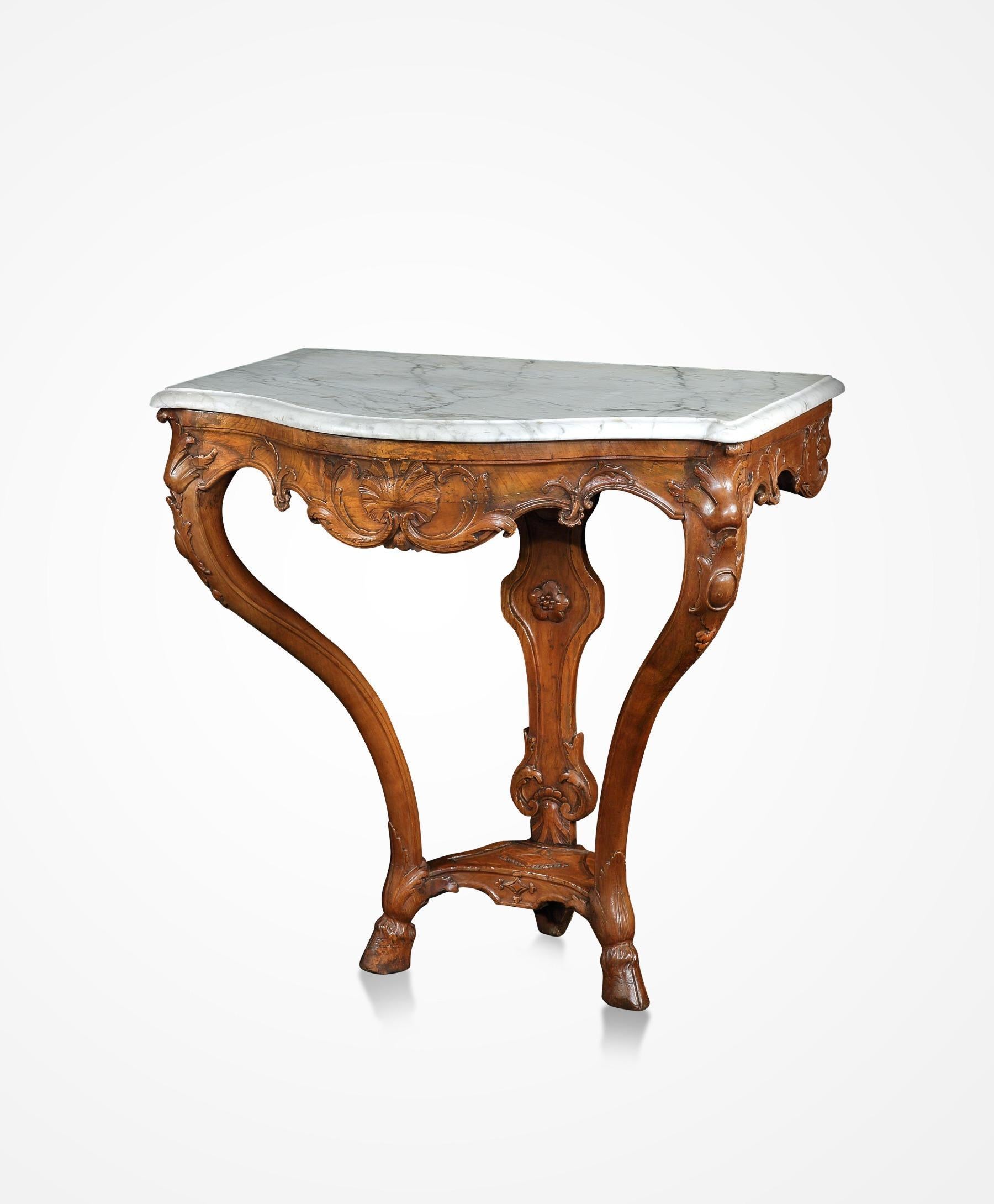 Early 18th Century French Regence Walnut Marble Console Table 2