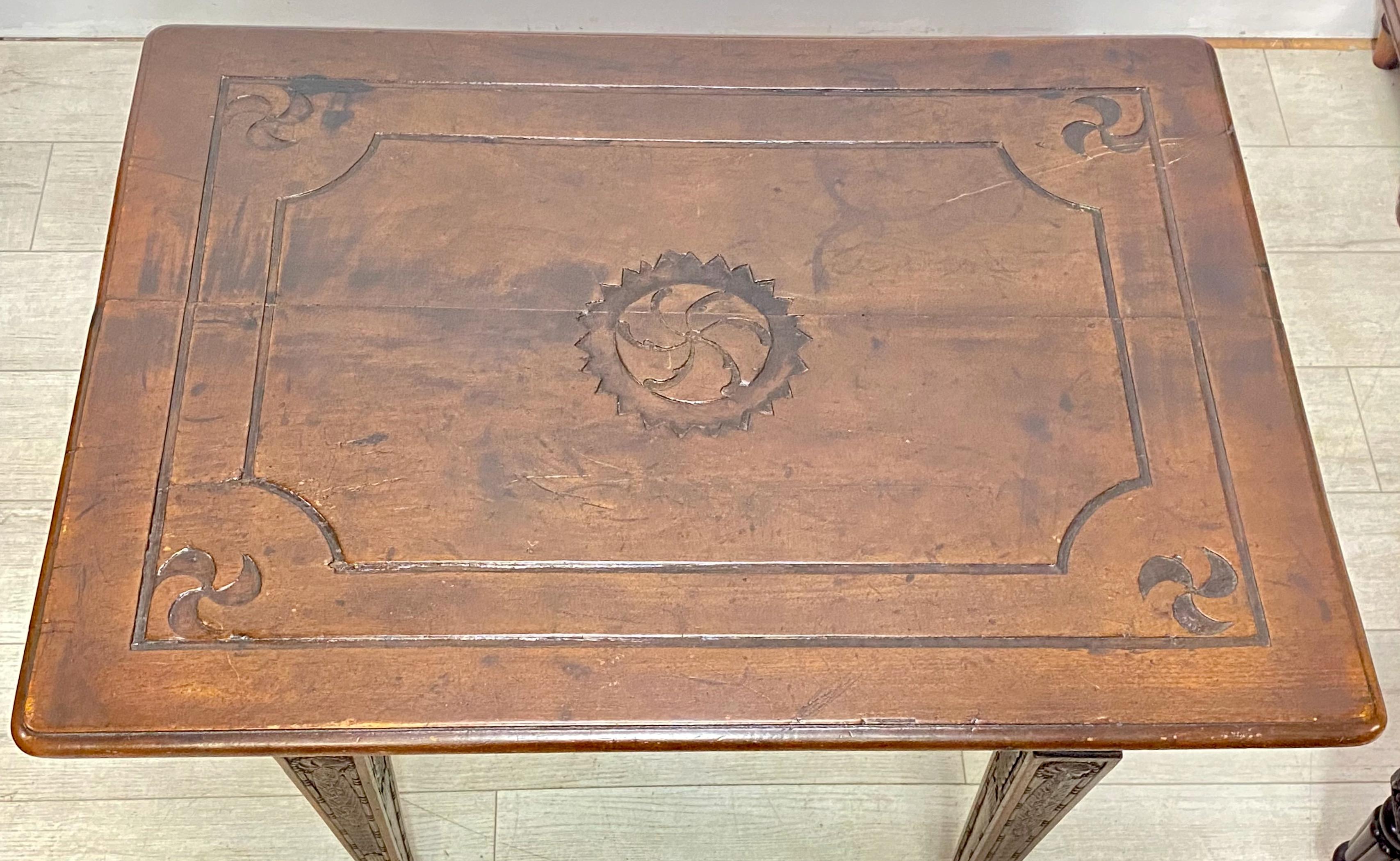Hand-Carved Early 18th Century French Walnut Side Table For Sale