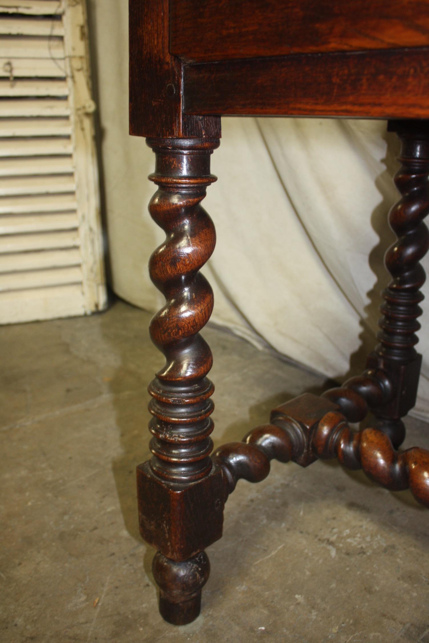 Early 18th Century French Writing Table 2