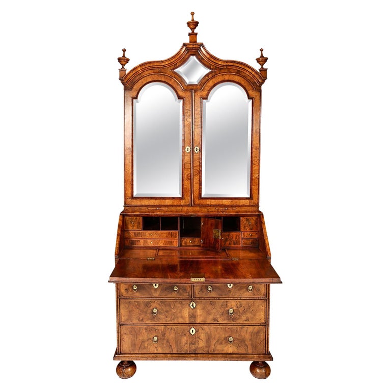 Early 18th Century George I Figured Walnut Bureau Bookcase For Sale At 1stdibs