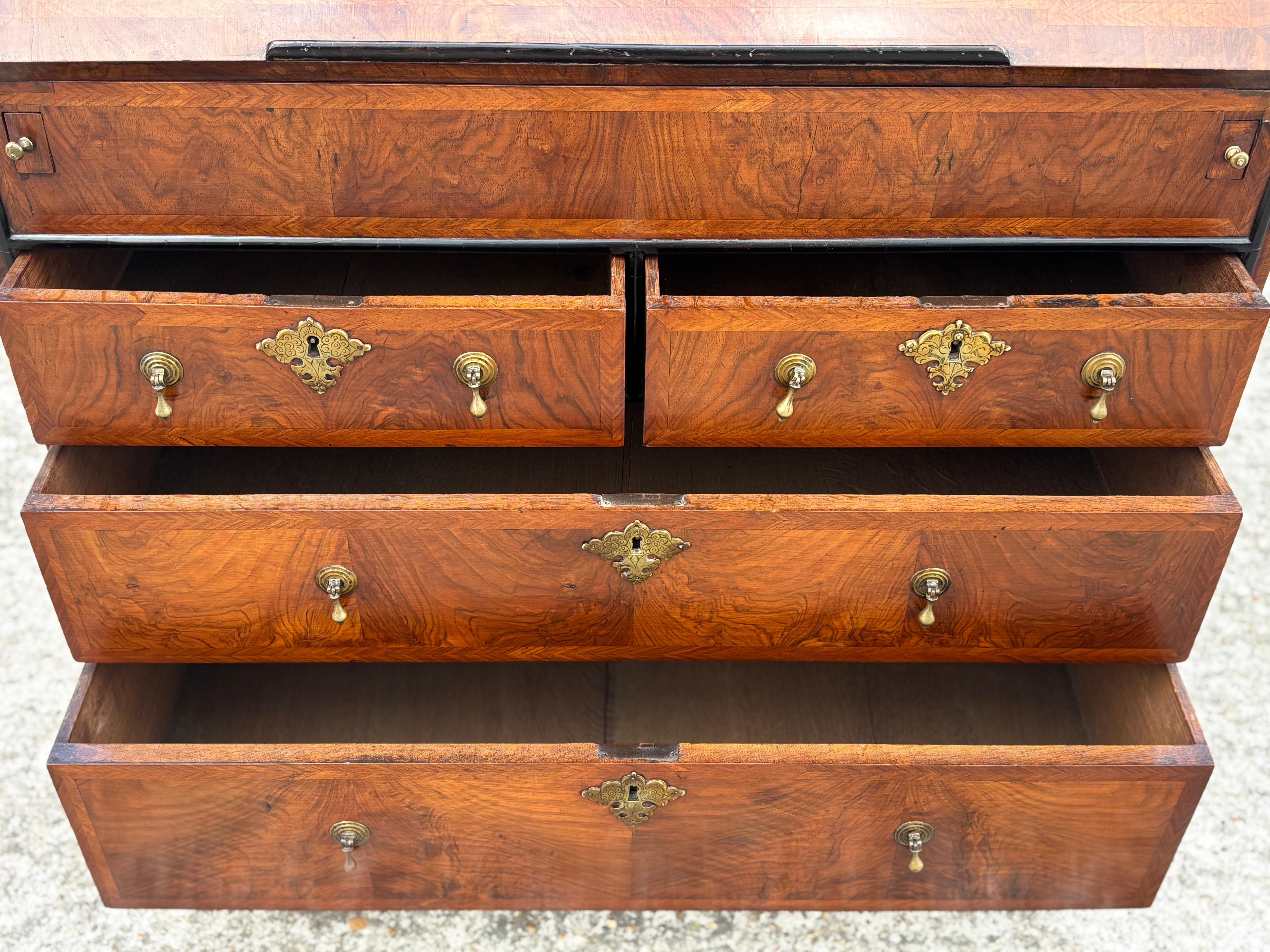 Early 18th Century George I Period Walnut Bureau Bookcase For Sale 6