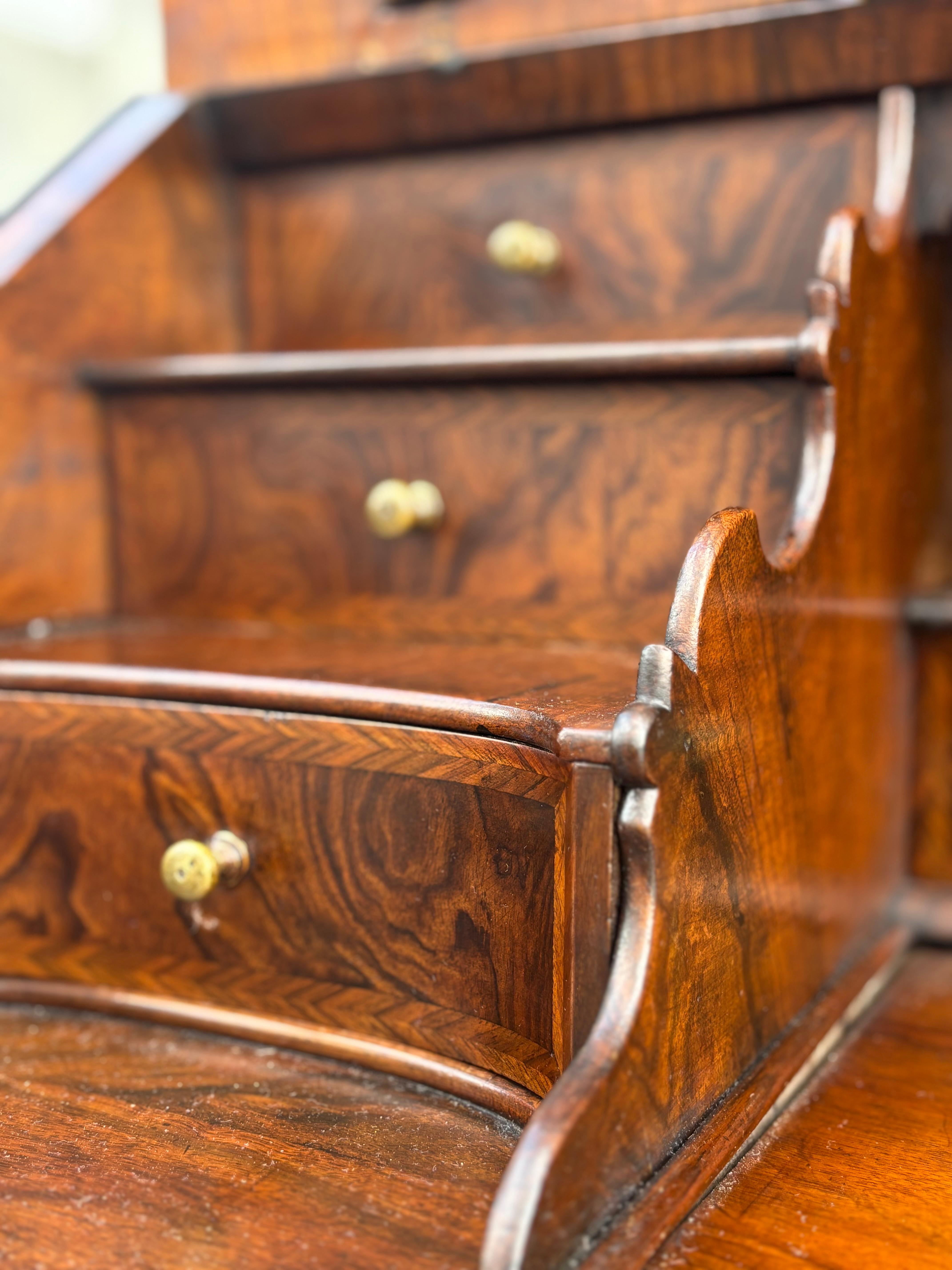 Early 18th Century George I Period Walnut Bureau Bookcase For Sale 11
