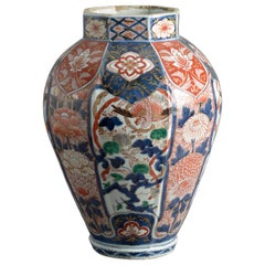 Vase en porcelaine Imari du début du 18e siècle