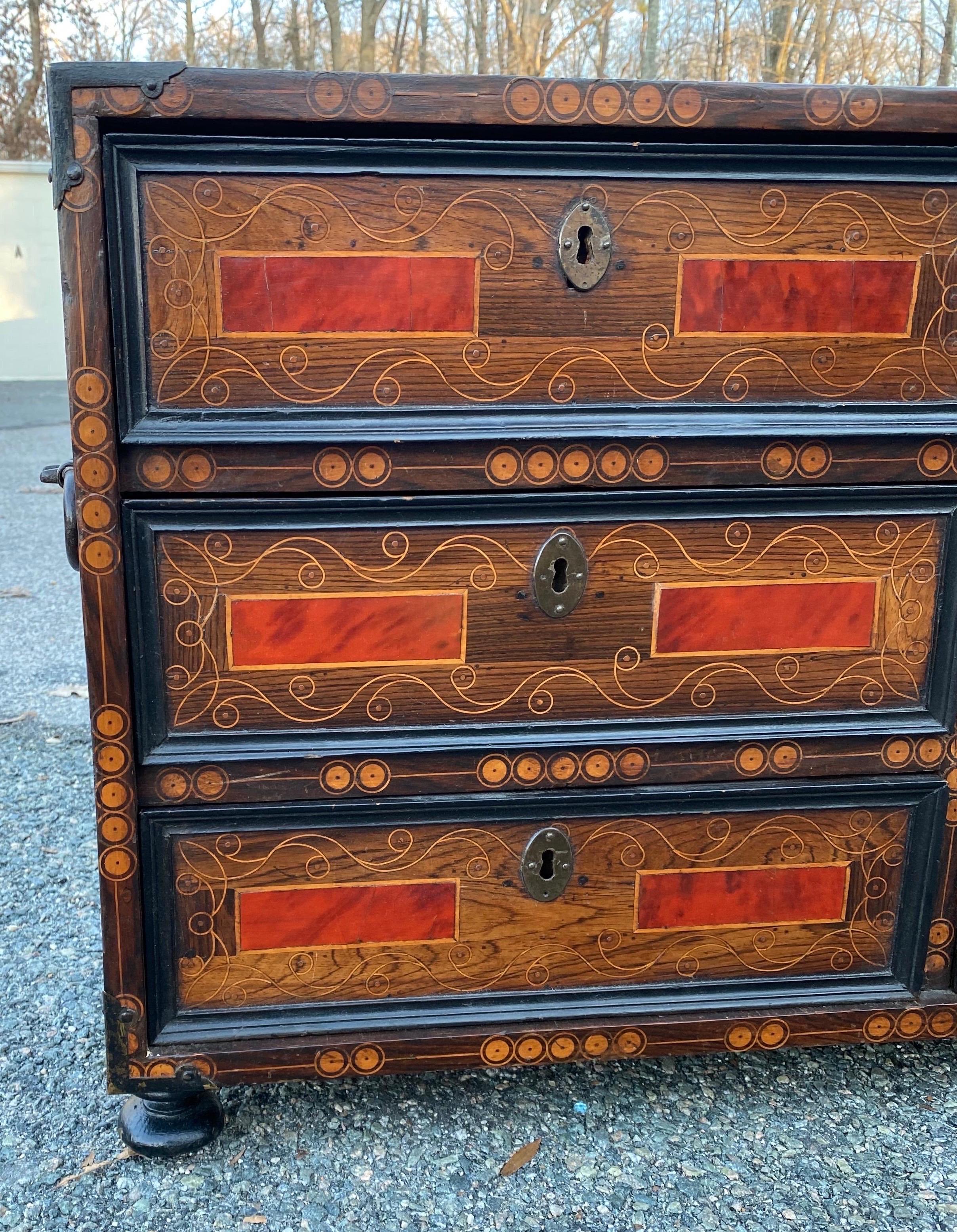 Early 18th Century Inlaid Italian Walnut and Tortoise Shell Vargueno In Good Condition For Sale In Charleston, SC