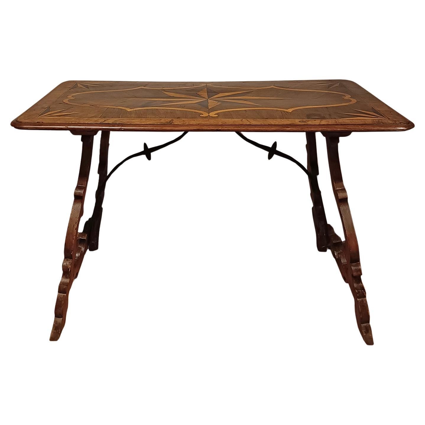 EARLY 18th CENTURY INLAID TABLE WITH LYRE LEGS For Sale
