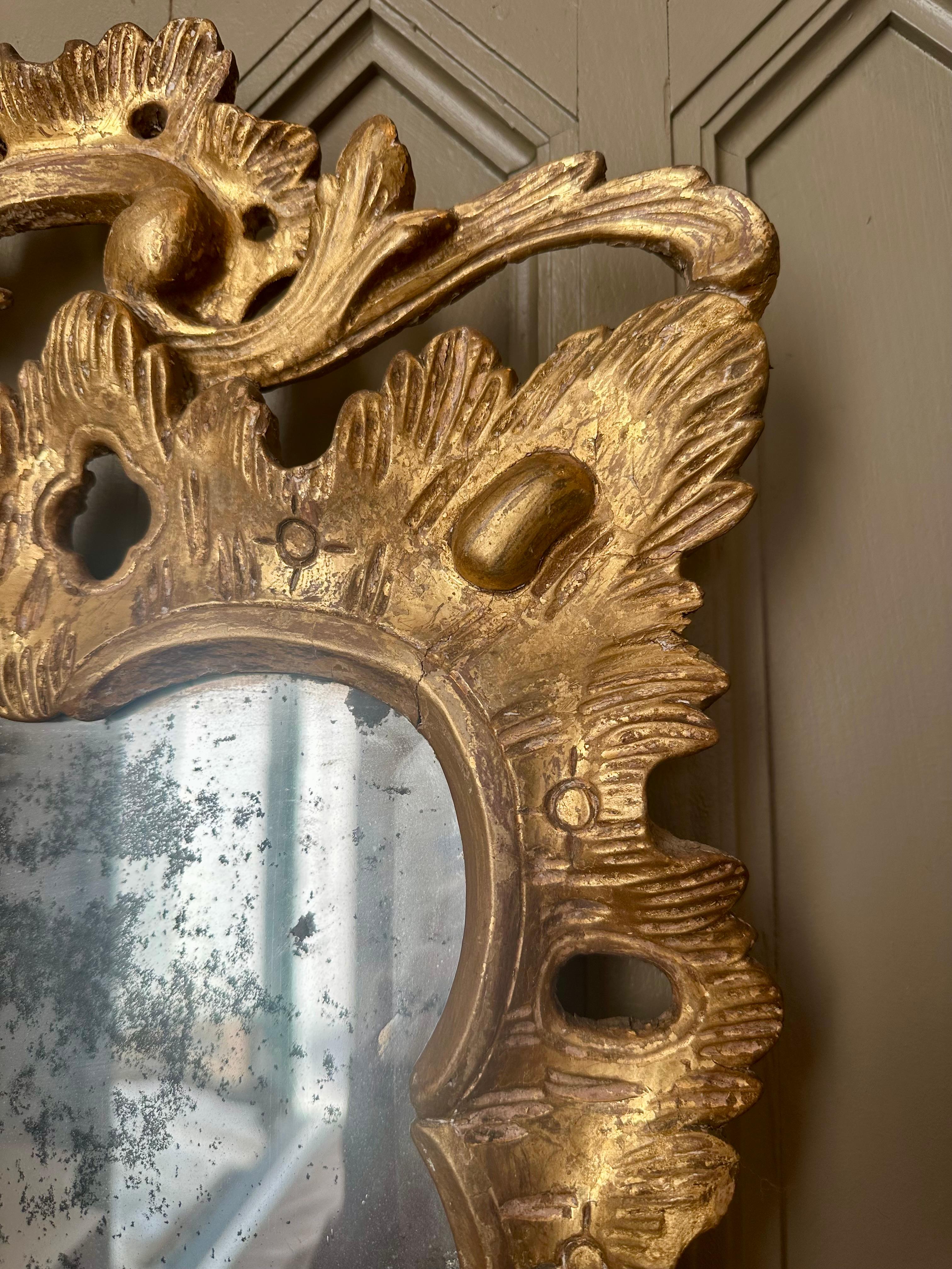 Early 18th Century Irish George II Giltwood Mirror For Sale 3