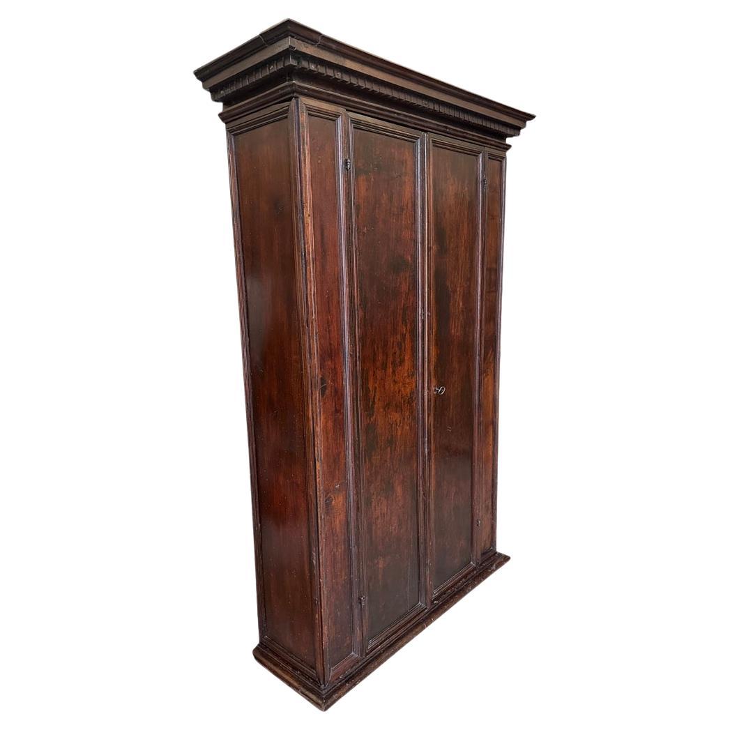 Armoire italiano del XVIII secolo