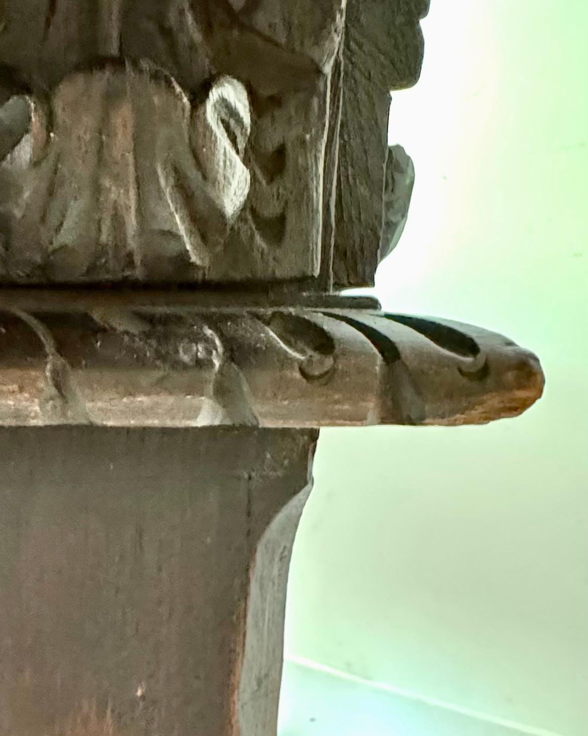 Frühes 18. Jahrhundert Italienischer Barock Konsolentisch aus Nussbaum im Angebot 4
