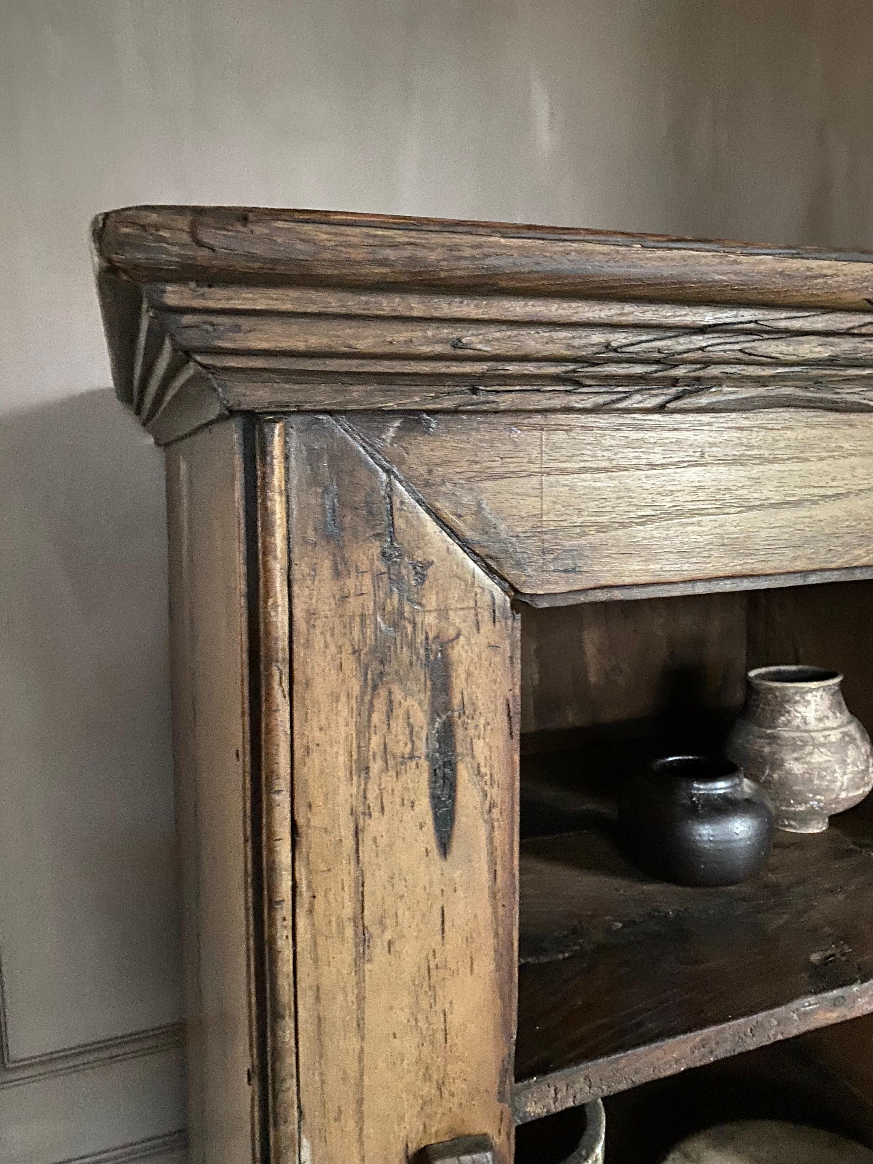 Oak Early 18th Century Italian Cabinet For Sale