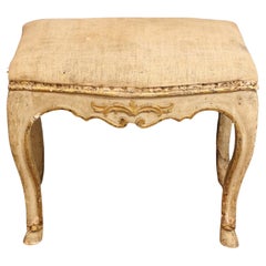 Tabouret de cheminée italien sculpté, peint et doré du début du 18e siècle