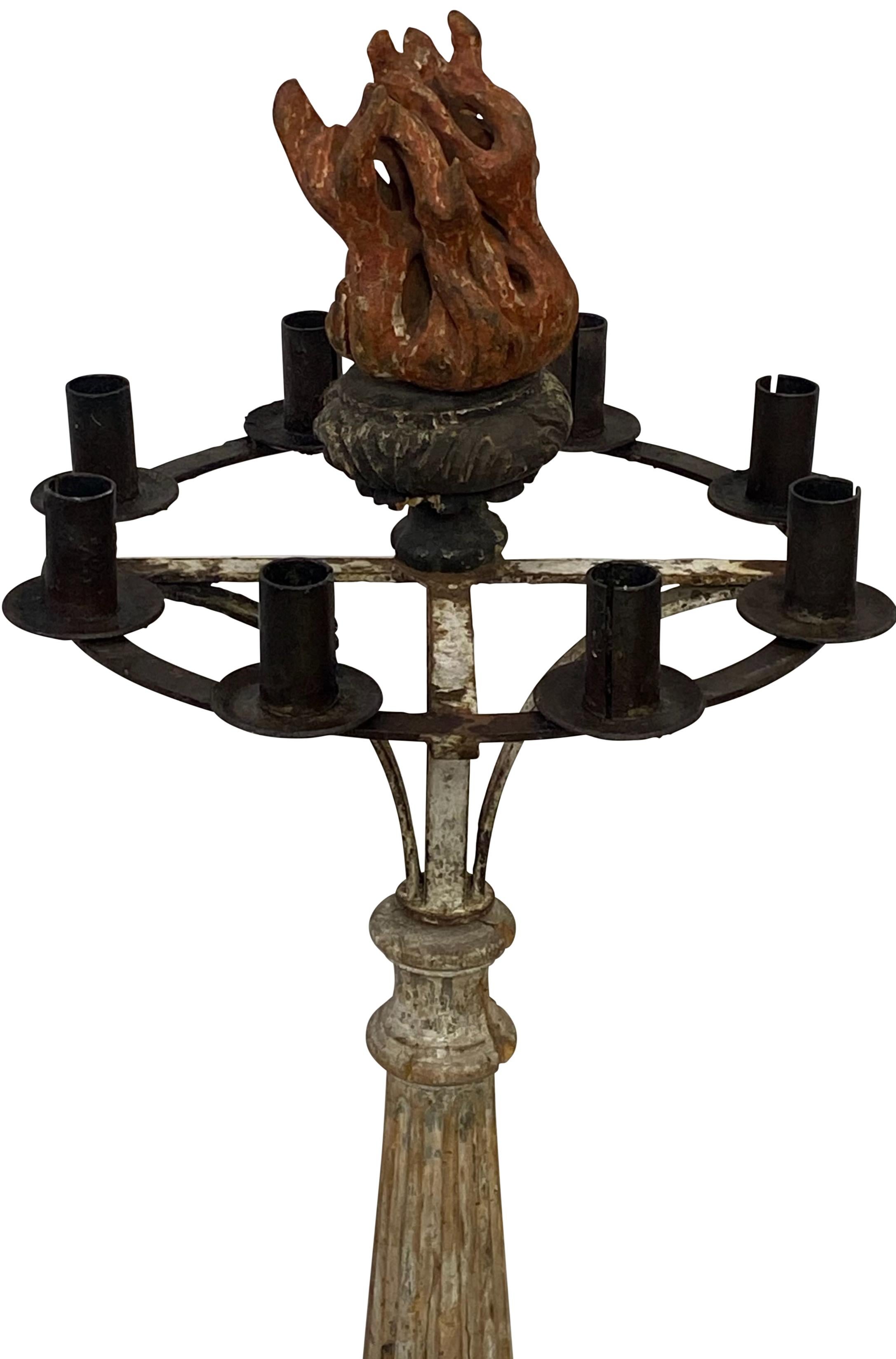 Early 18th Century Italian Carved Wood and Cast Iron Candelabra Candle Stand For Sale 1