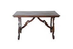 Antique Early 18th Century Italian Fratino Table in Walnut, Umbrian Origin