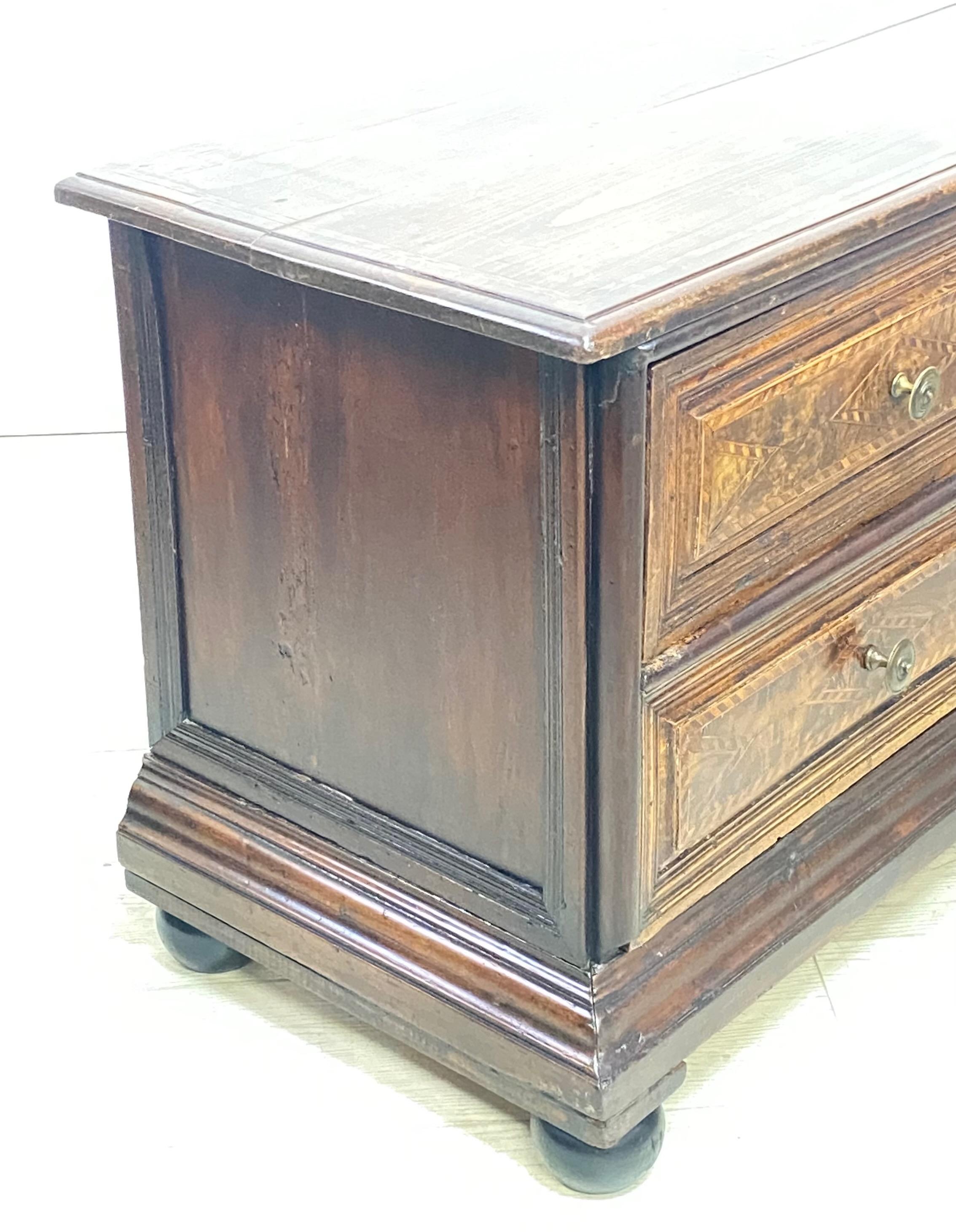 Early 18th Century Italian Walnut Low Two Drawer Chest / Bench For Sale 2