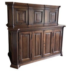 early 18th century Italian walnut sarcrity credenza cupboard