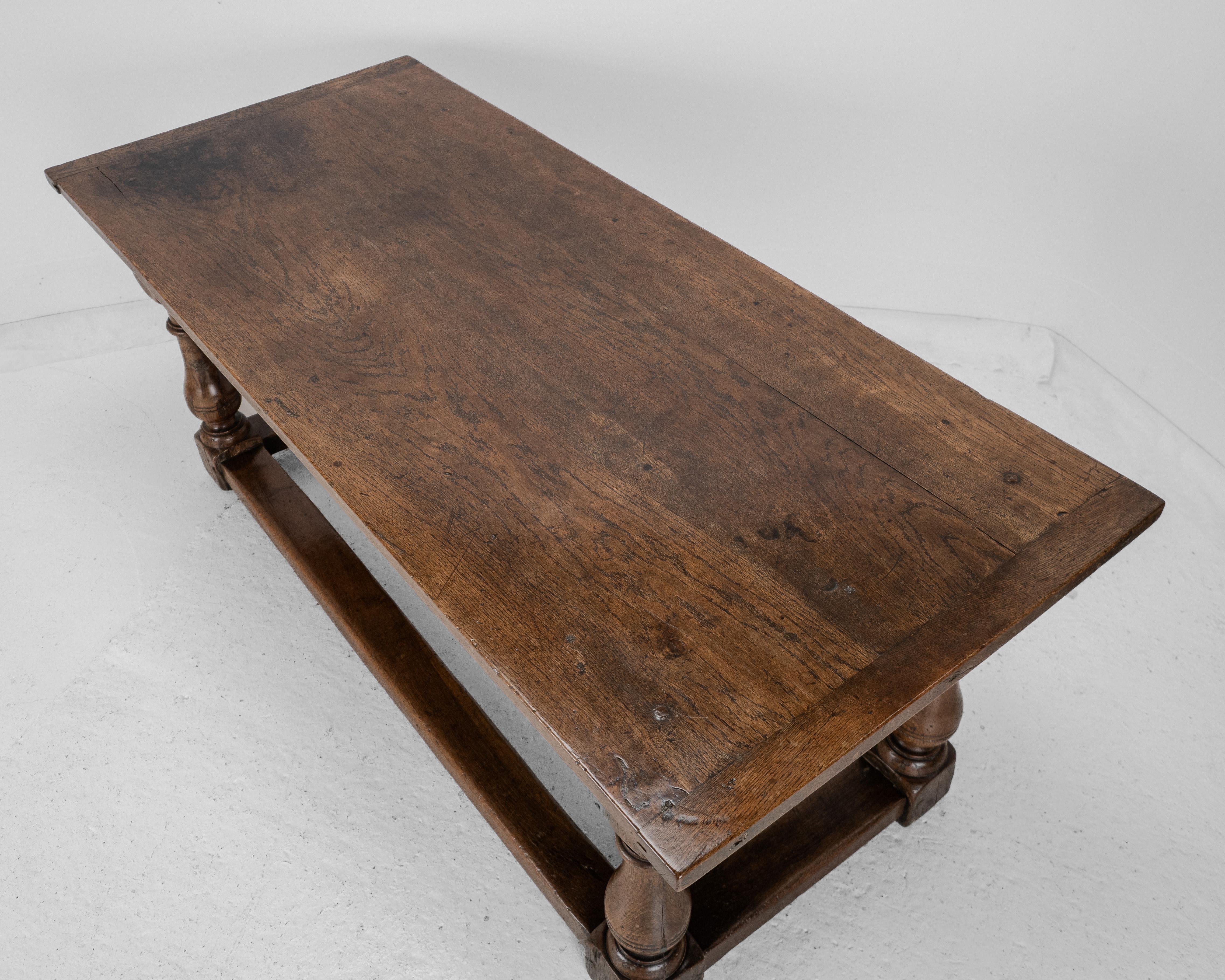 Early 18th Century Joined Oak Refectory Table — 6 ft / 183 cm c.1700s, Solid Oak For Sale 12