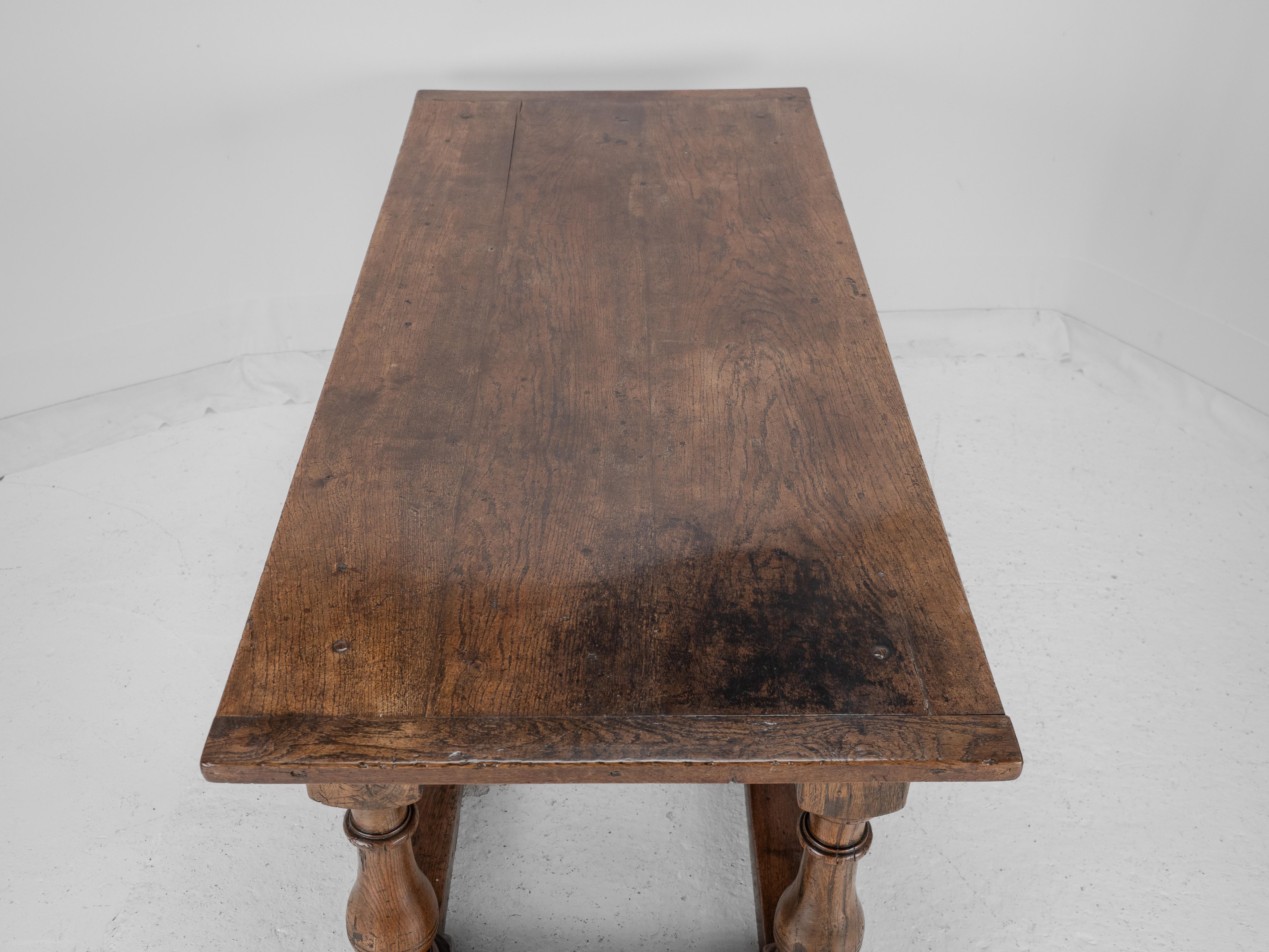 Carved Early 18th Century Joined Oak Refectory Table — 6 ft / 183 cm c.1700s, Solid Oak For Sale