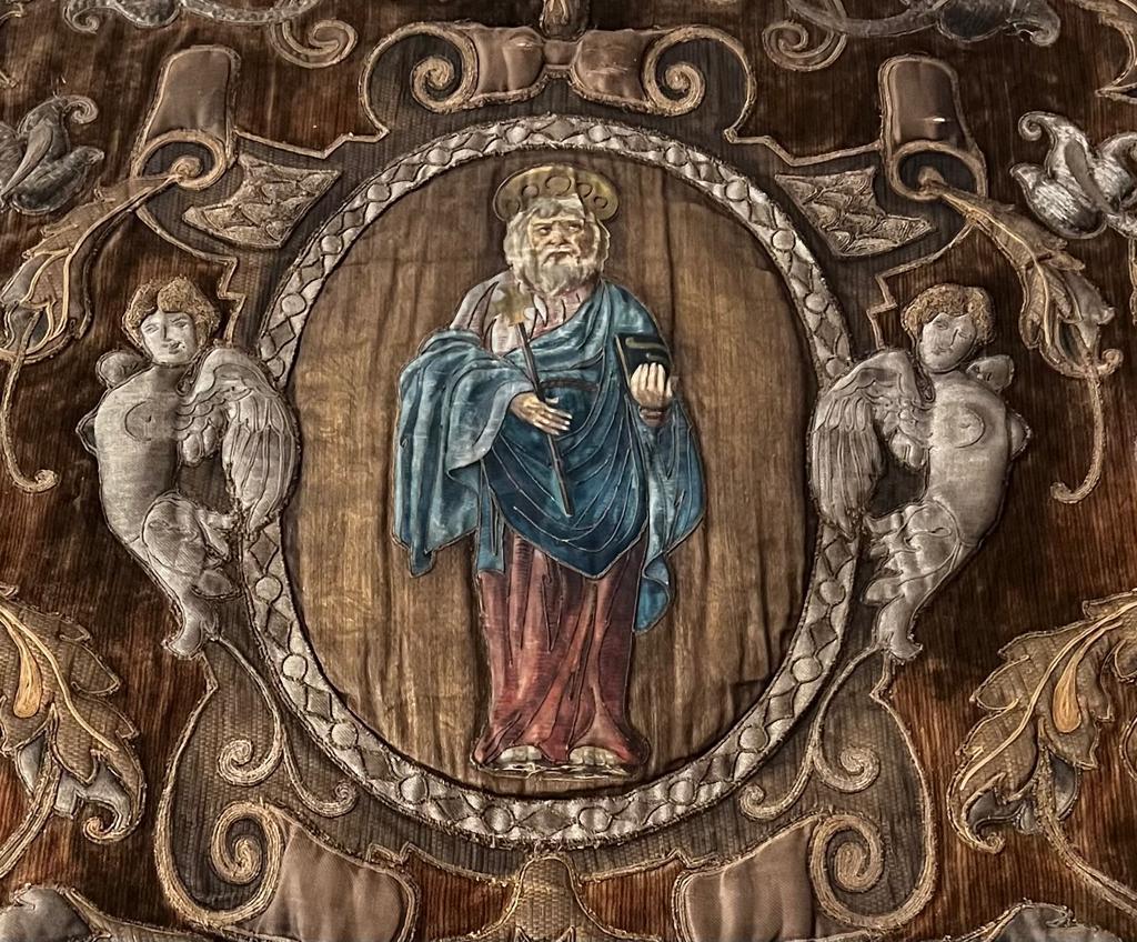 Großer, seltener venezianischer Valance-/Wandbehang des Heiligen Peter aus dem frühen 18. Jahrhundert im Angebot 3