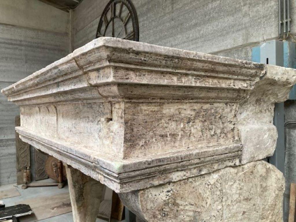 French Early 18th Century Limestone Fireplace Mantel with Date Inscription '1713' For Sale