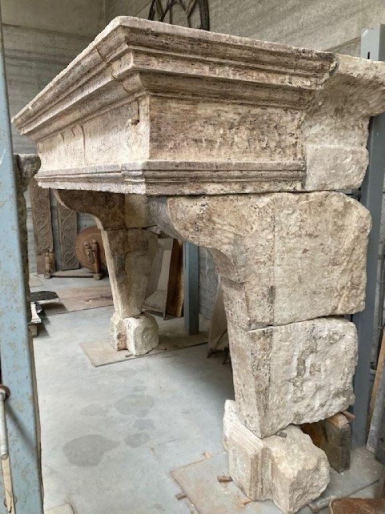 Early 18th Century Limestone Fireplace Mantel with Date Inscription '1713' In Good Condition For Sale In Zedelgem, BE