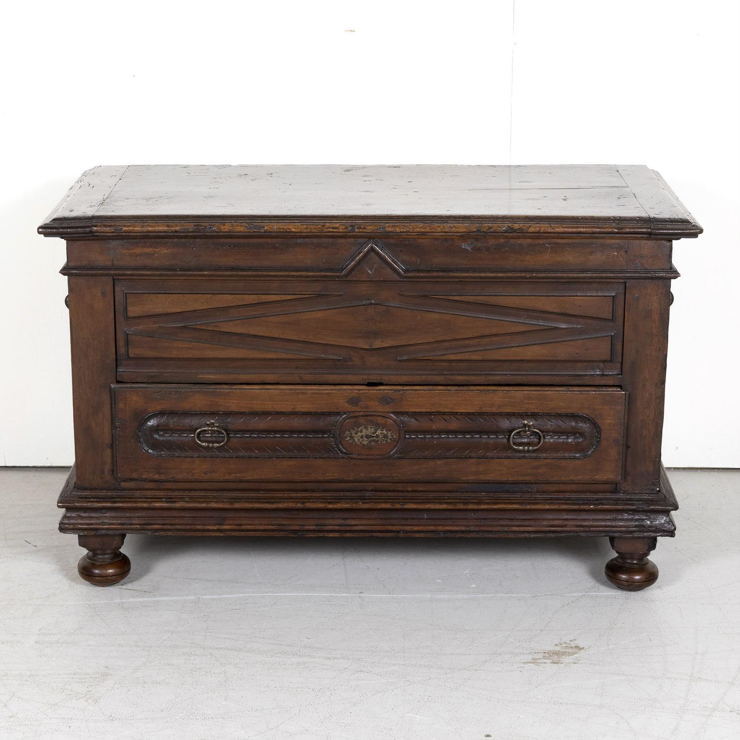 Early 18th Century Louis XIII Style Solid Walnut Coffer or Trunk with Drawer In Good Condition For Sale In Birmingham, AL
