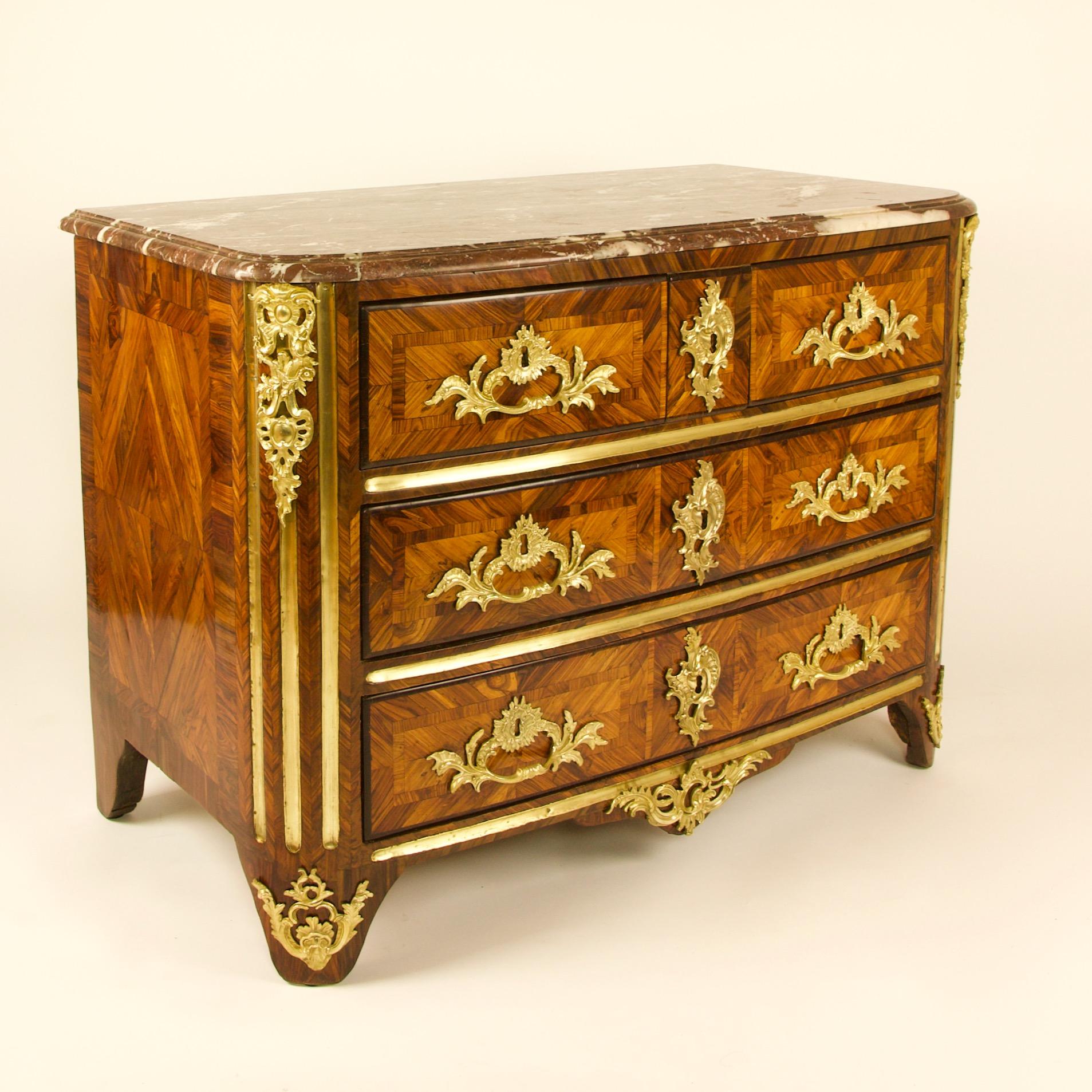 etienne chest of drawers